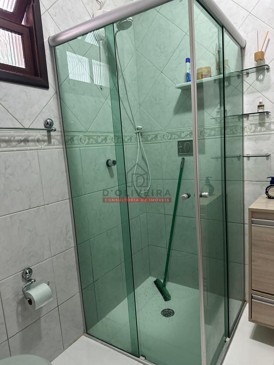 Casa com churrasqueira à venda no Bairro Stella Maris - Peruíbe - SP