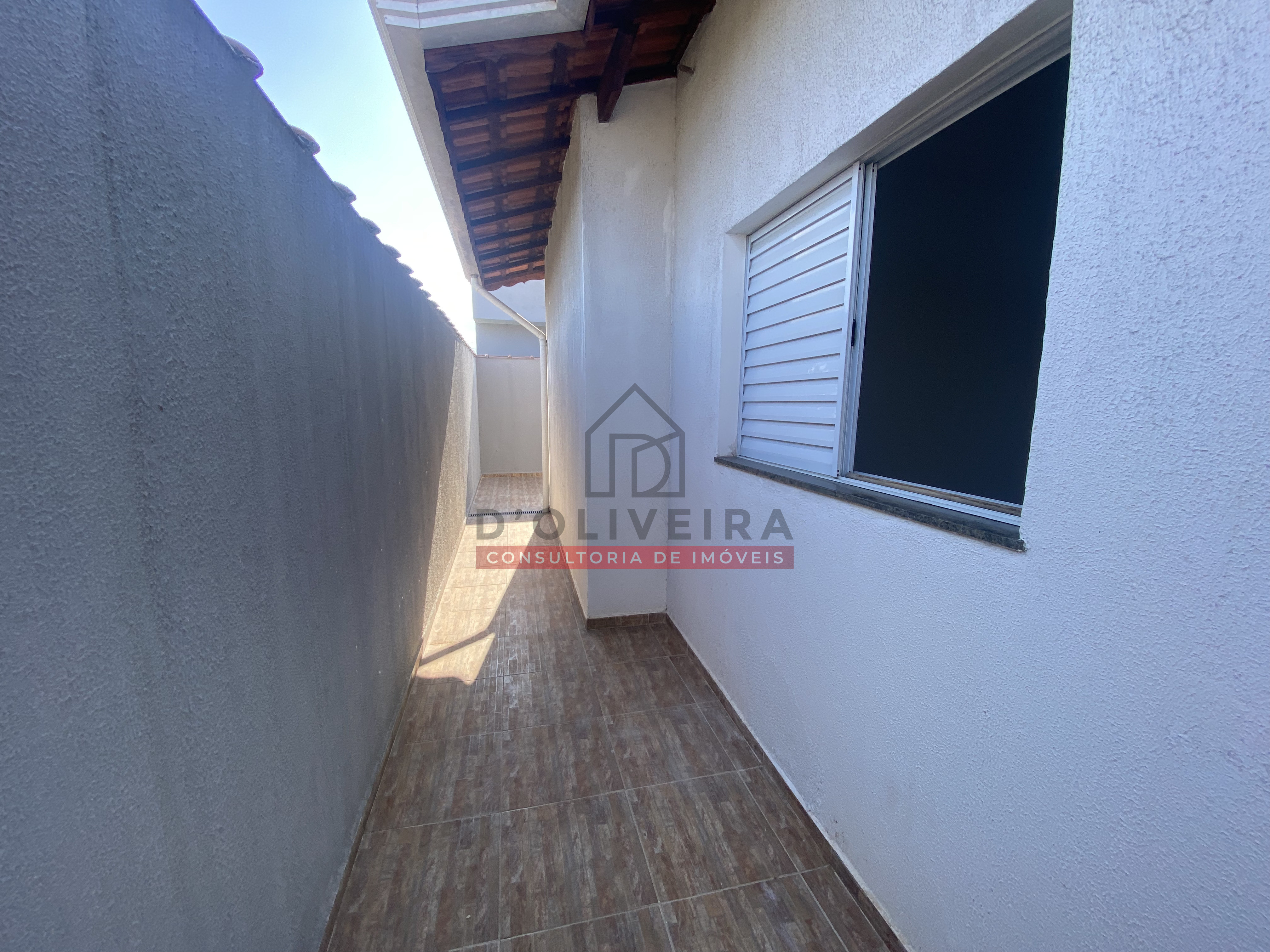 Casa geminada com piscina à venda no Flora Rica 2 - Peruíbe - SP