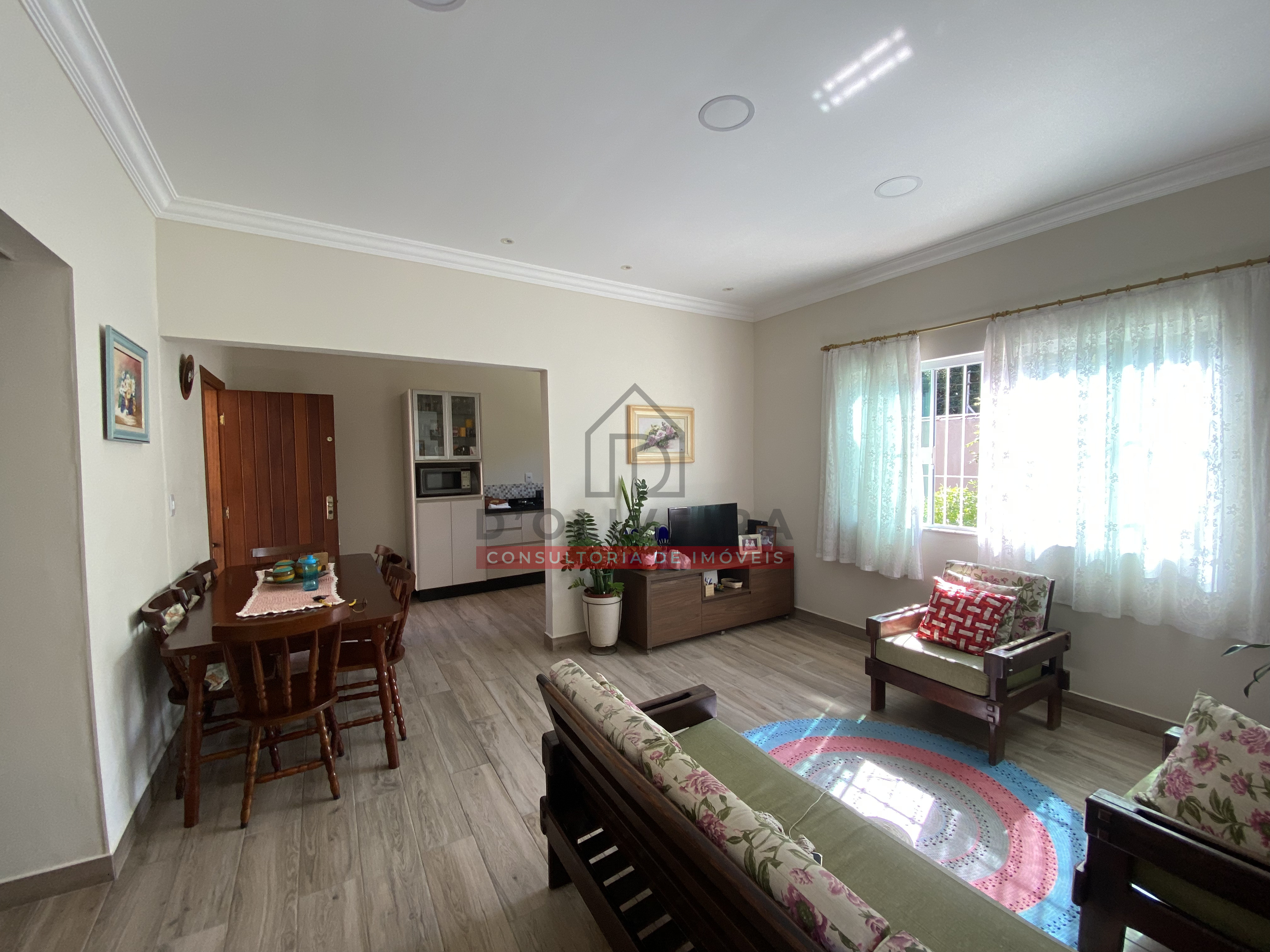 Casa térrea com piscina para venda no Jardim Casablanca - Peruíbe - SP