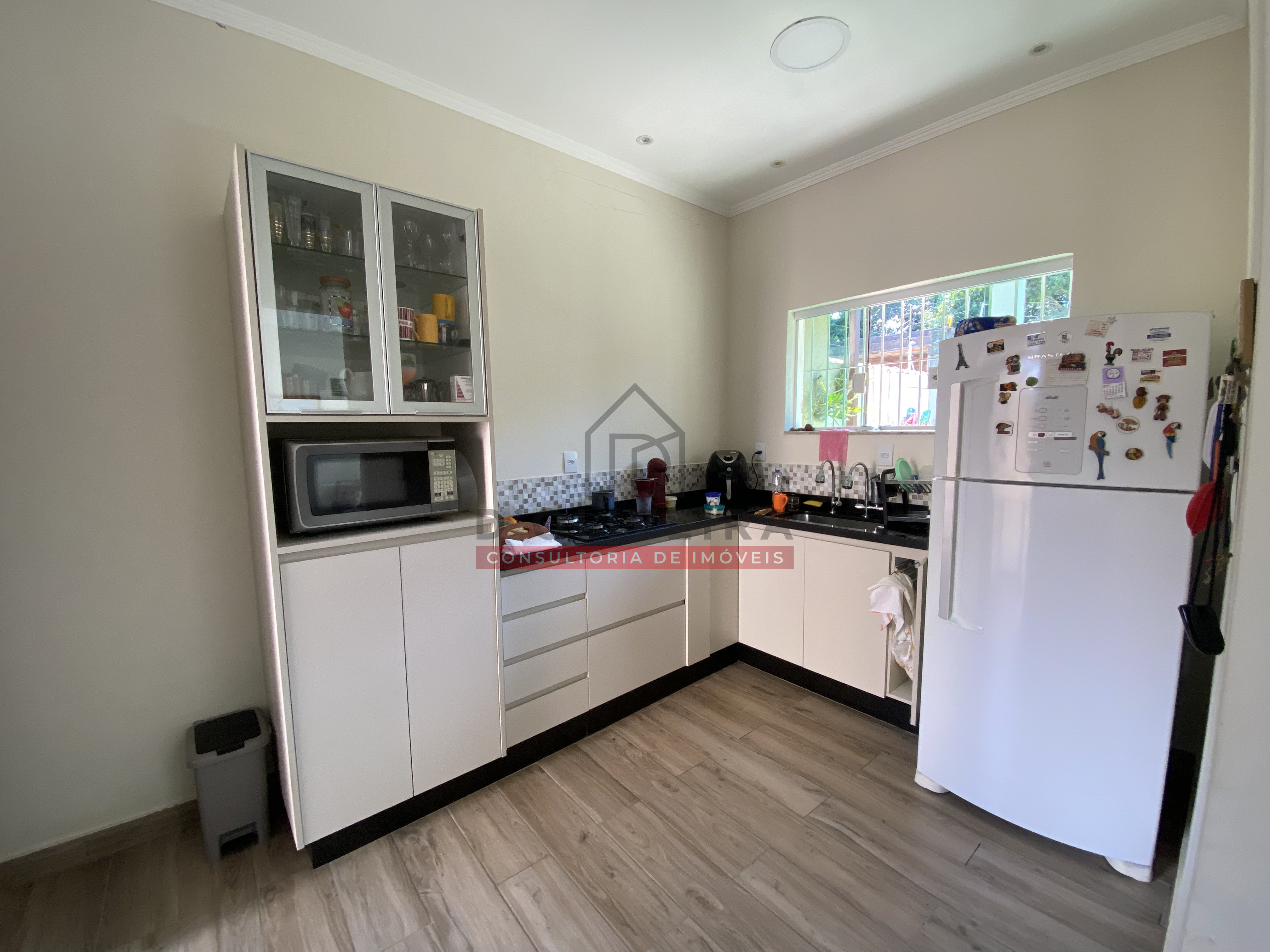 Casa térrea com piscina para venda no Jardim Casablanca - Peruíbe - SP