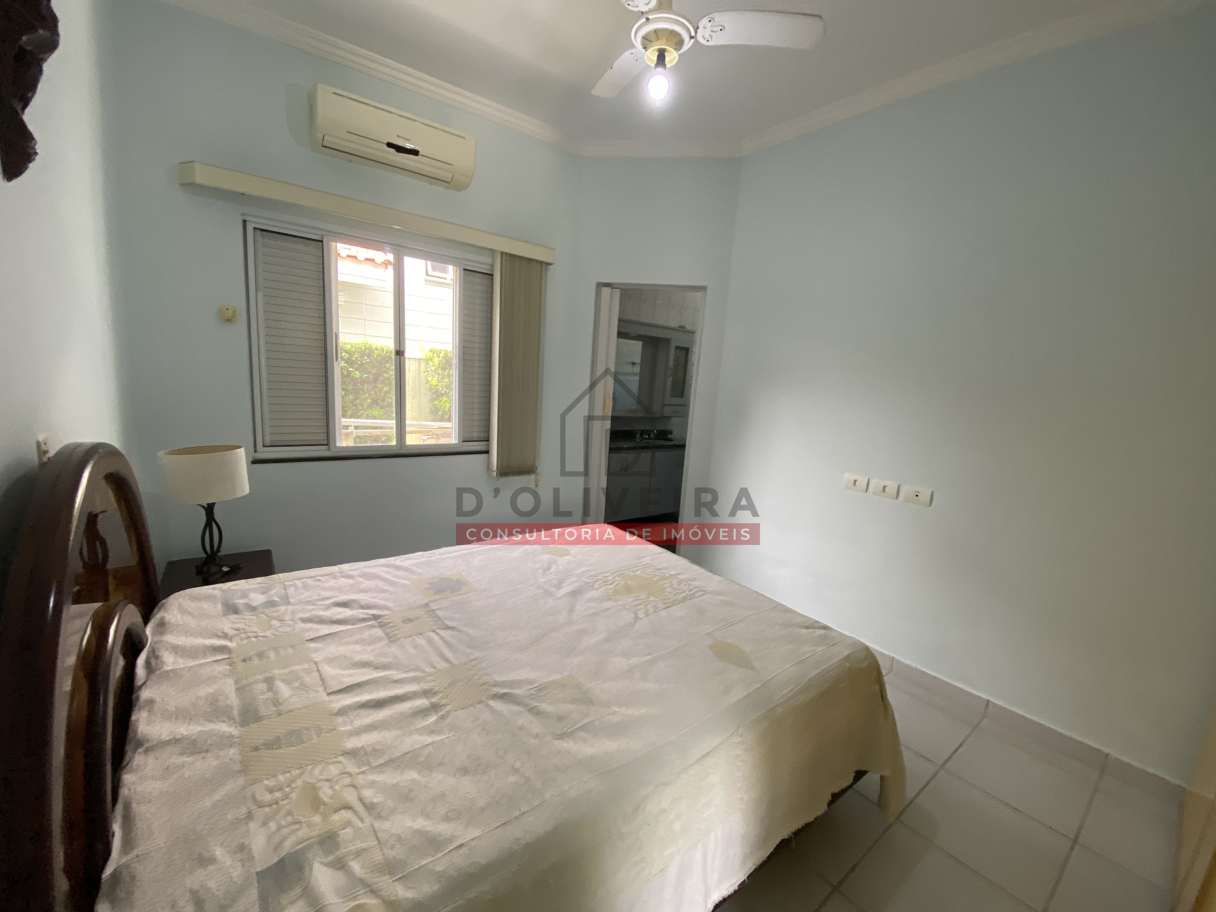 Casa térrea com 3 suítes à venda no condomínio Bougainvillée III - Peruíbe - SP