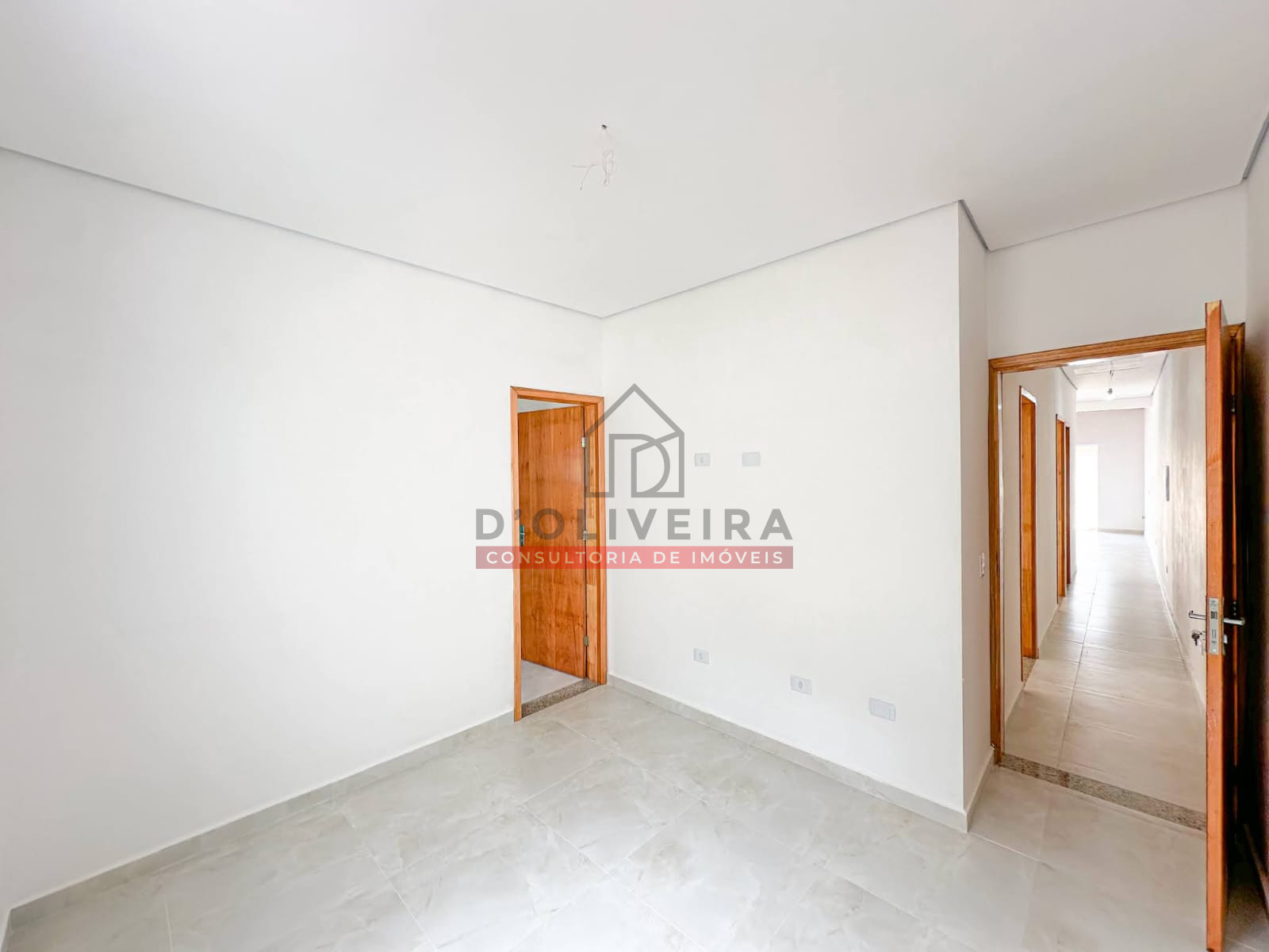 Casa moderna com quintal no São João Batista 2 - Peruíbe - SP