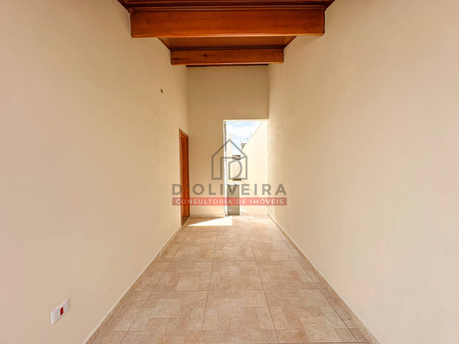 Casa moderna com quintal no São João Batista 2 - Peruíbe - SP