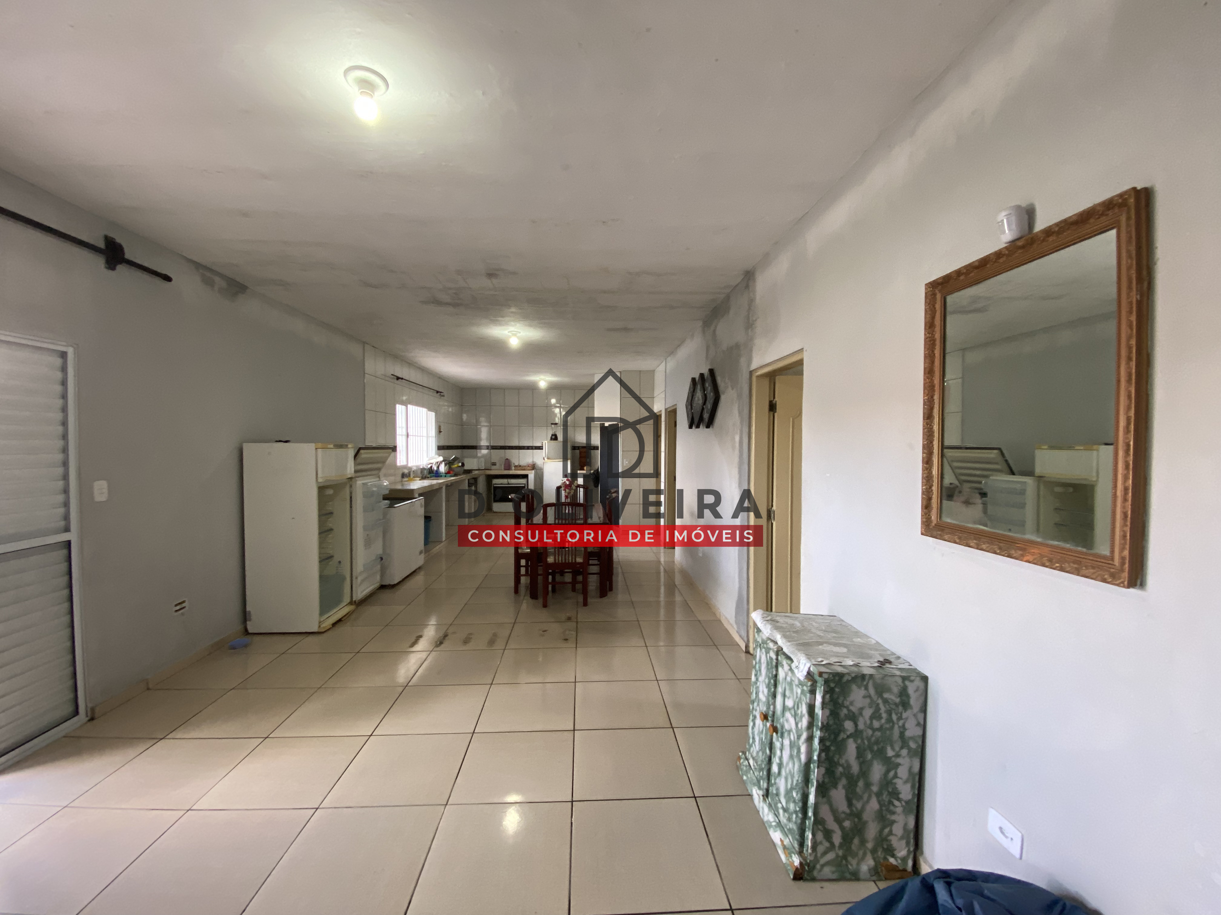 Casa com piscina e churrasqueira à venda na Vila Peruíbe - Peruíbe - SP