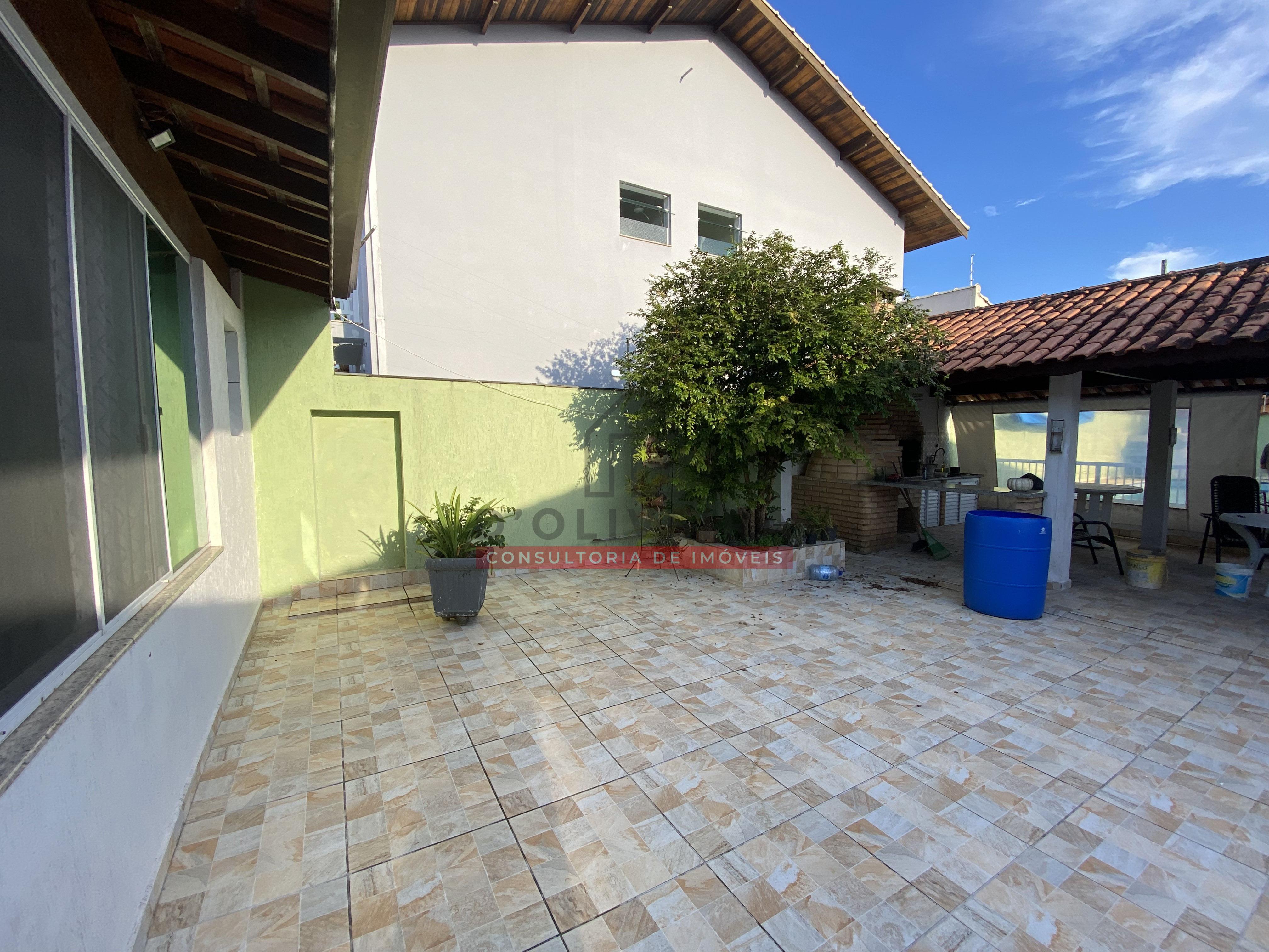 Casa com edícula à venda no Jardim Casablanca - Peruíbe - SP