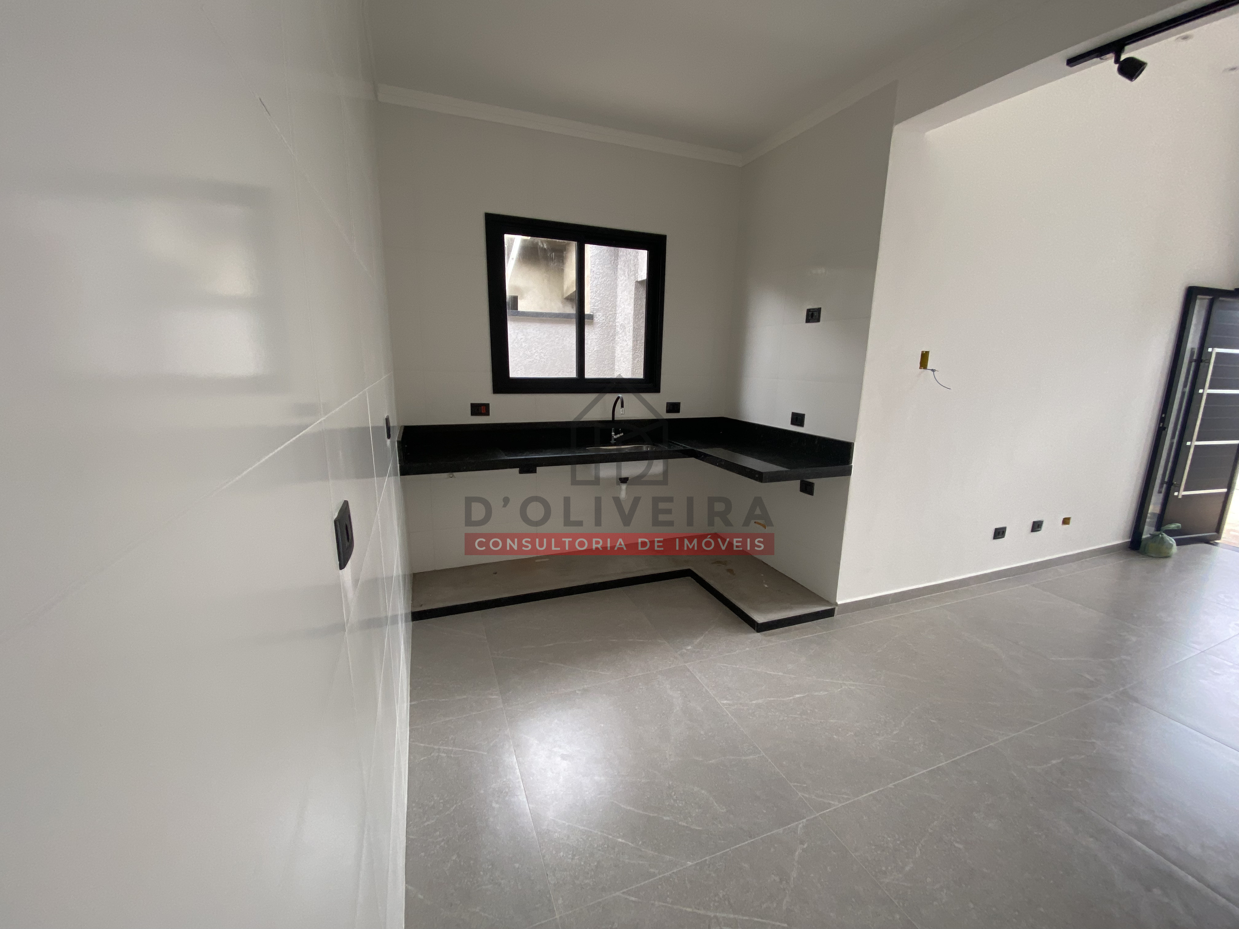 Casa moderna com piscina à venda na Cidade Nova Peruíbe - Peruíbe - SP