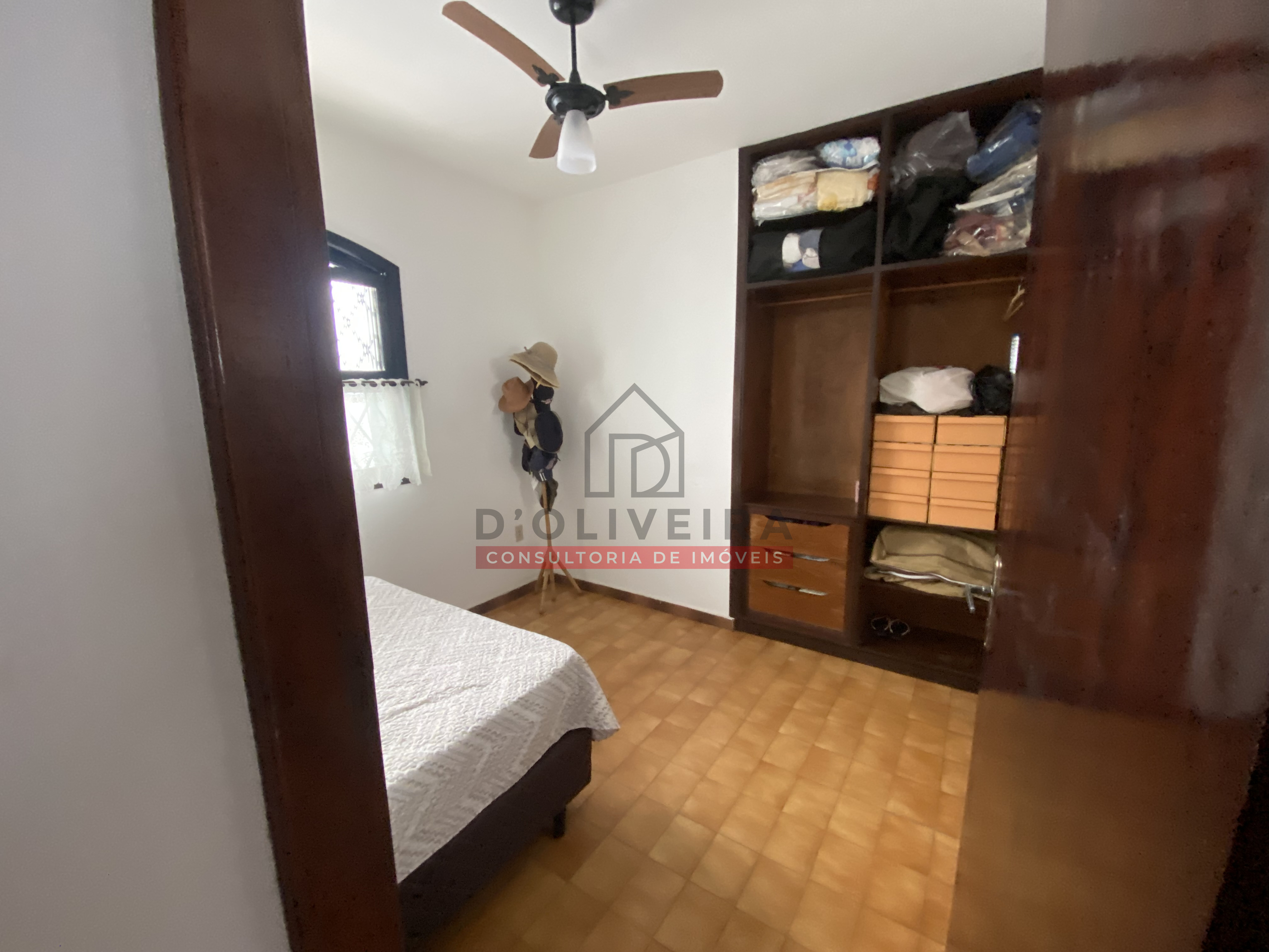 Casa com 500 m² de terreno a 200 metros da praia à venda no Balneário Oasis - Peruíbe - SP