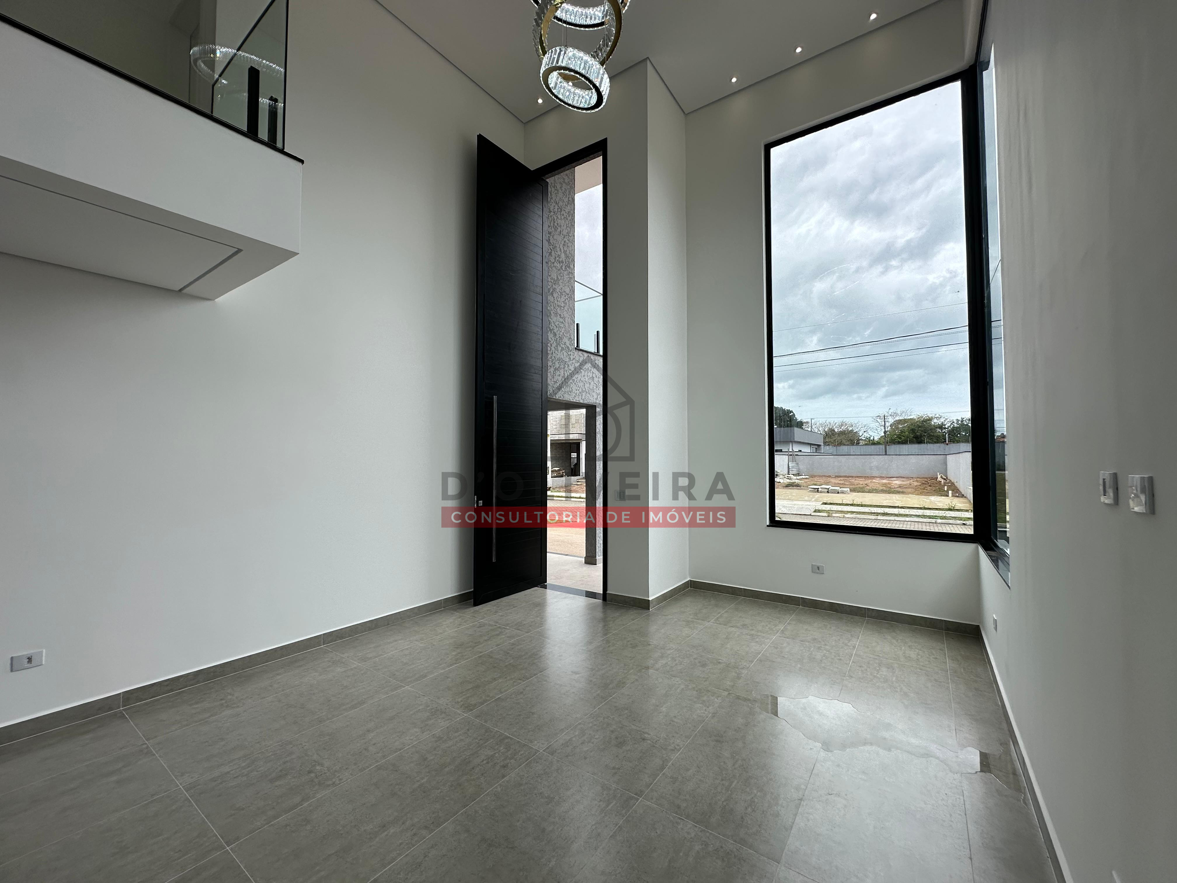 Sobrado com piscina e churrasqueira no condomínio Flora Rica - Peruíbe - SP