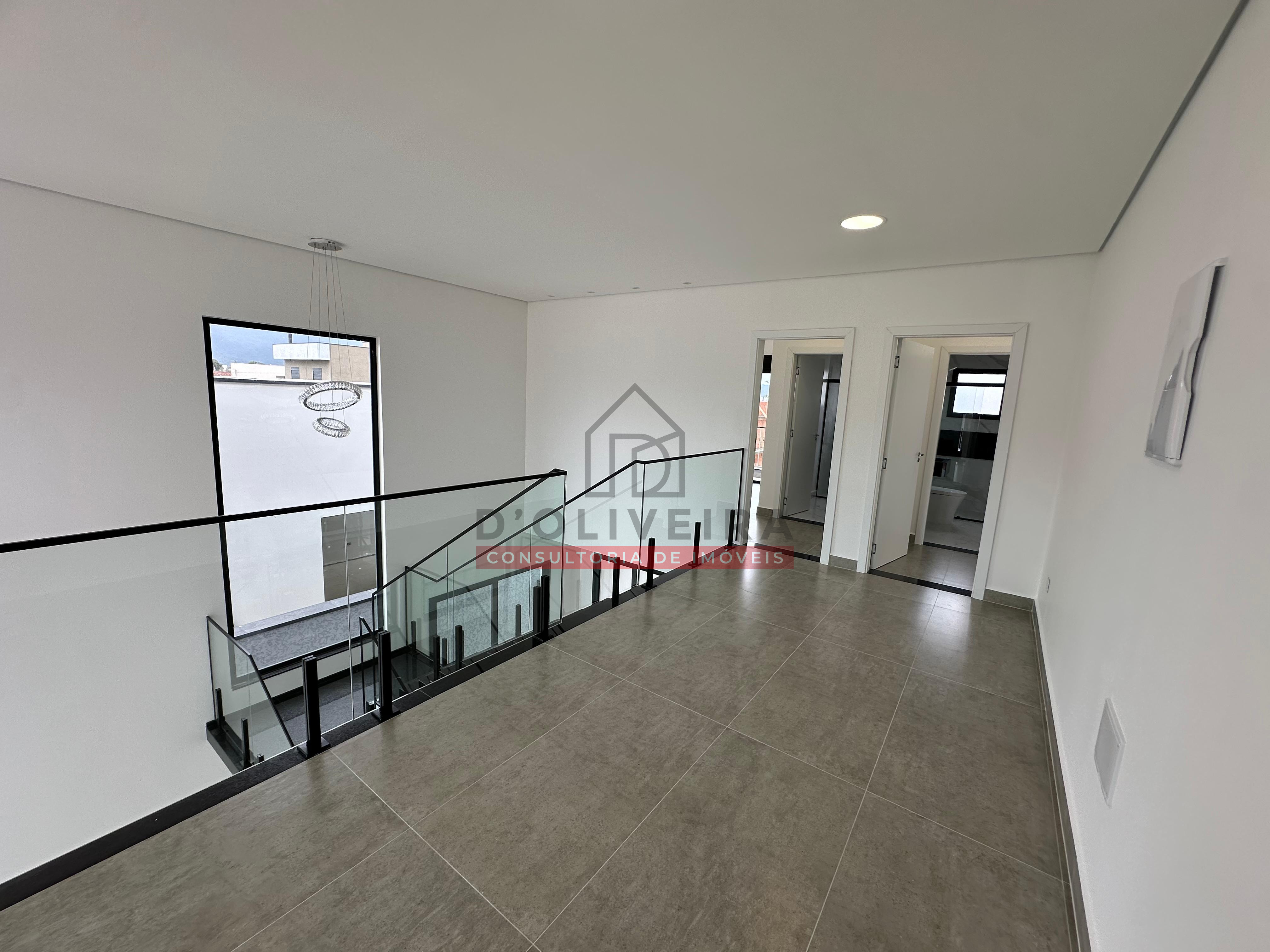 Sobrado com piscina e churrasqueira no condomínio Flora Rica - Peruíbe - SP