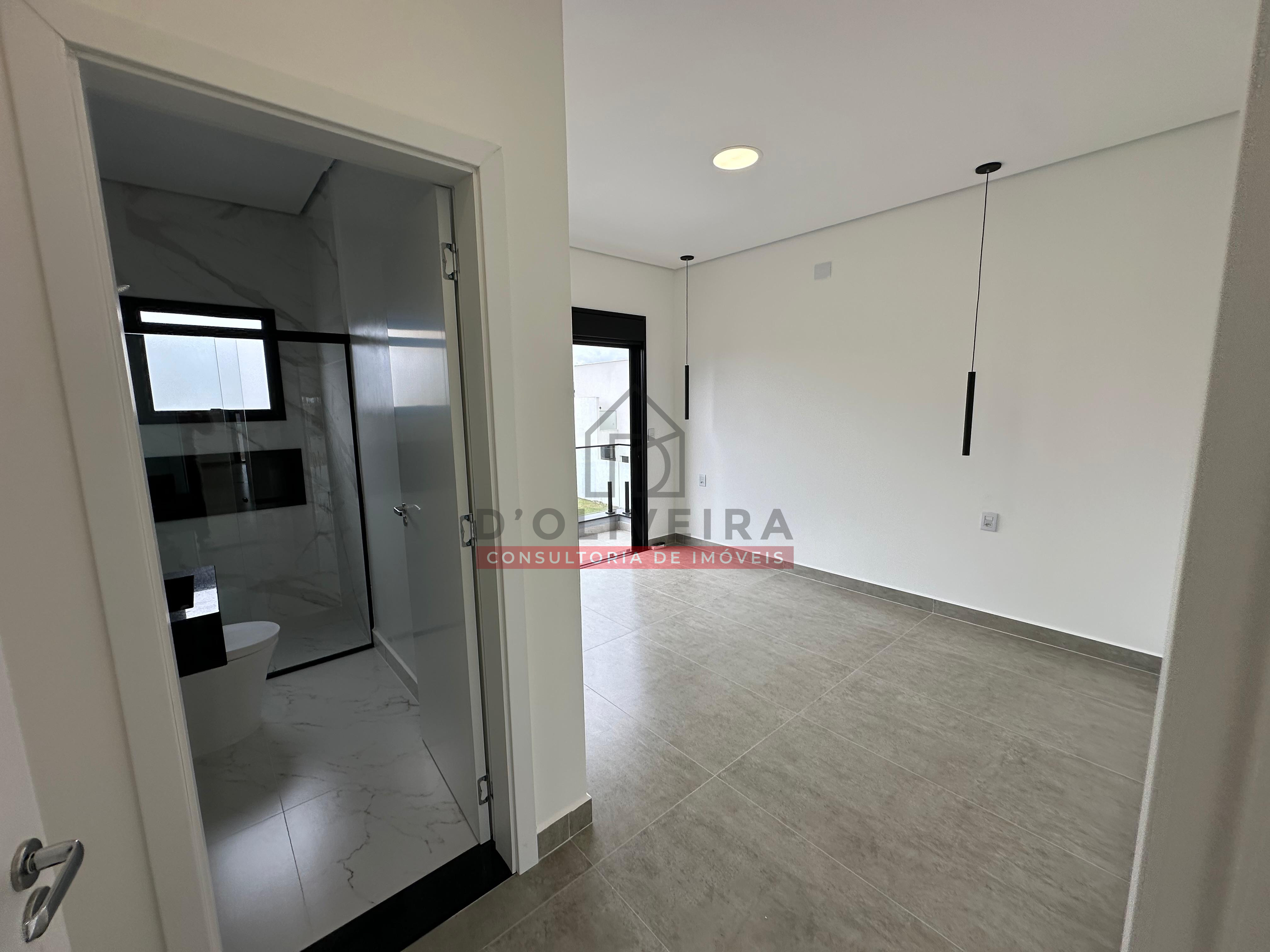 Sobrado com piscina e churrasqueira no condomínio Flora Rica - Peruíbe - SP