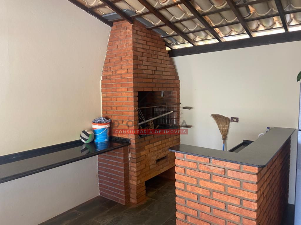 Chácara com piscina em condomínio fechado - Jarinu- SP