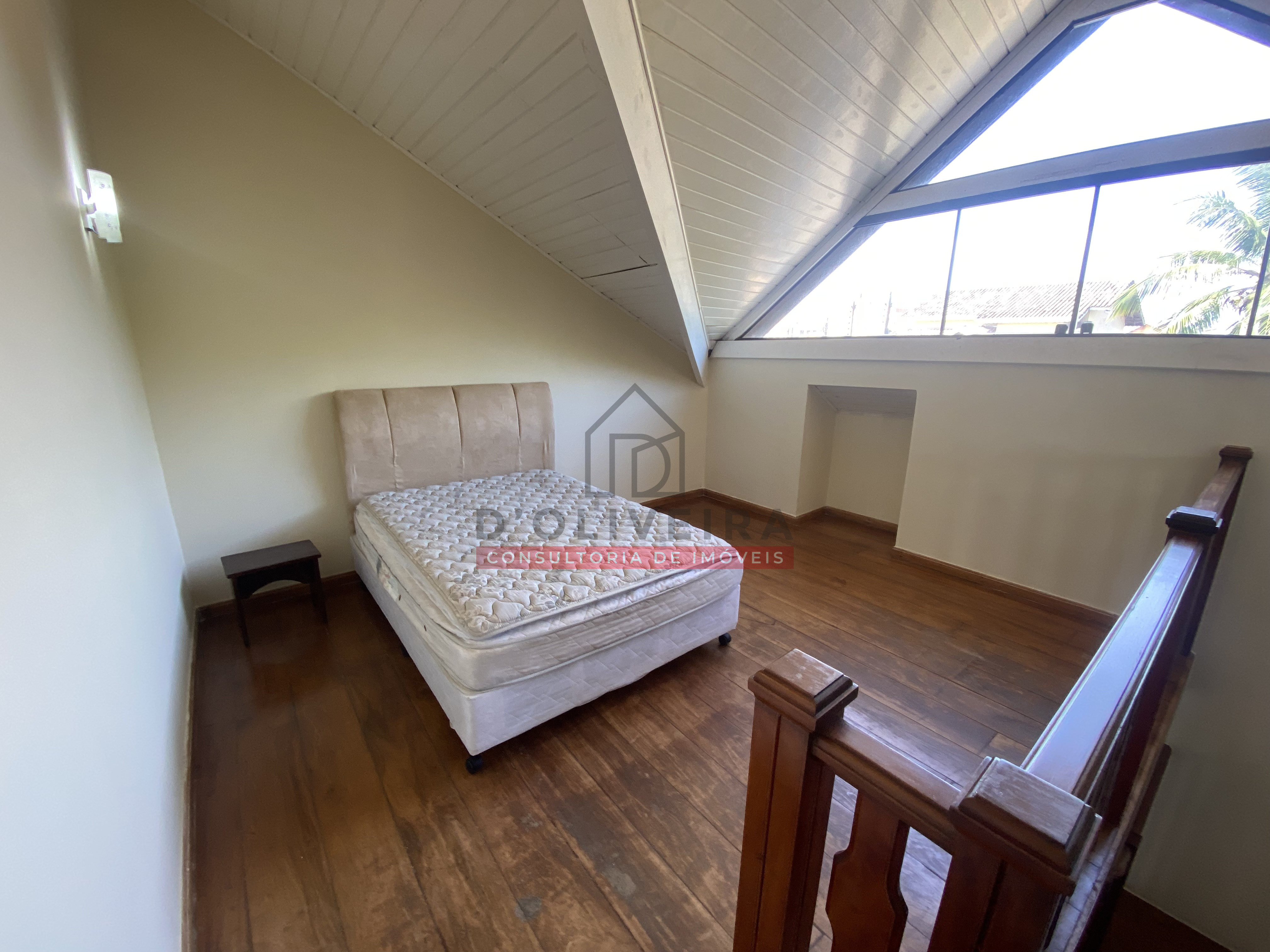 Sobrado com piscina à venda no Jardim Ribamar - Peruíbe - SP