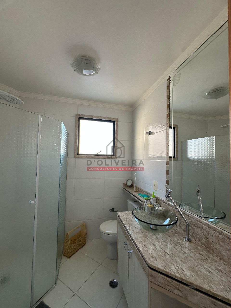 Apartamento com vista para o mar a venda no Bairro Aviação - Praia Grande - SP