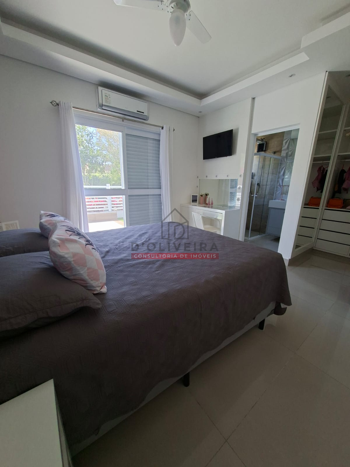 Sobrado com piscina e área gourmet no Bougainvillée Residencial II - Peruíbe - SP