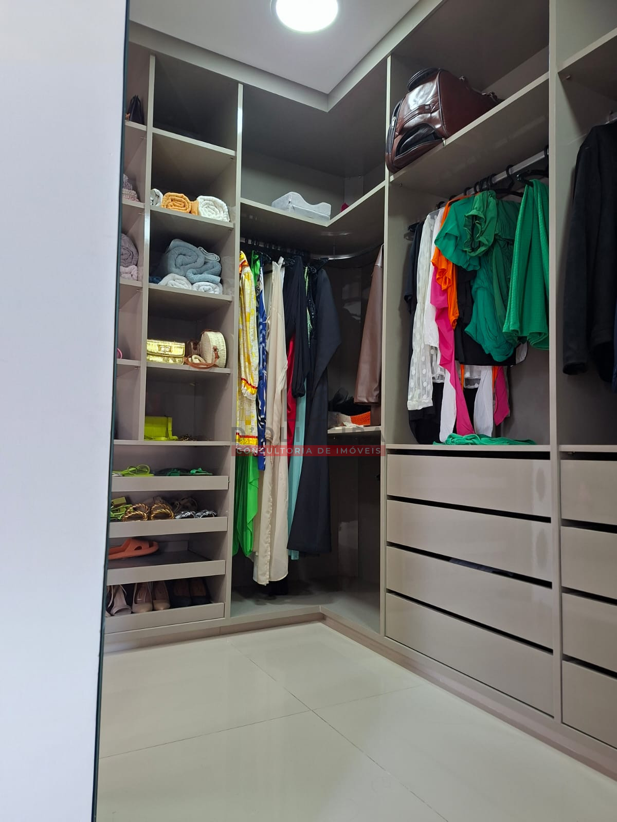 Sobrado com piscina e área gourmet no Bougainvillée Residencial II - Peruíbe - SP