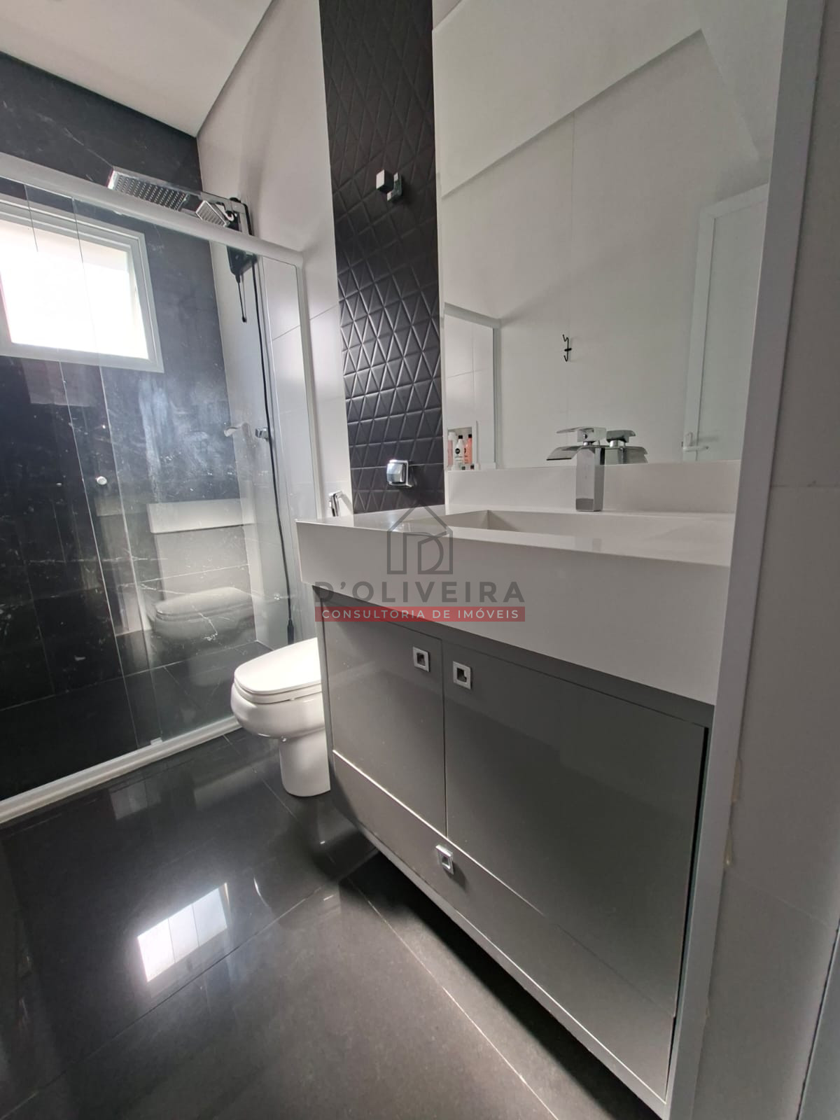 Sobrado com piscina e área gourmet no Bougainvillée Residencial II - Peruíbe - SP