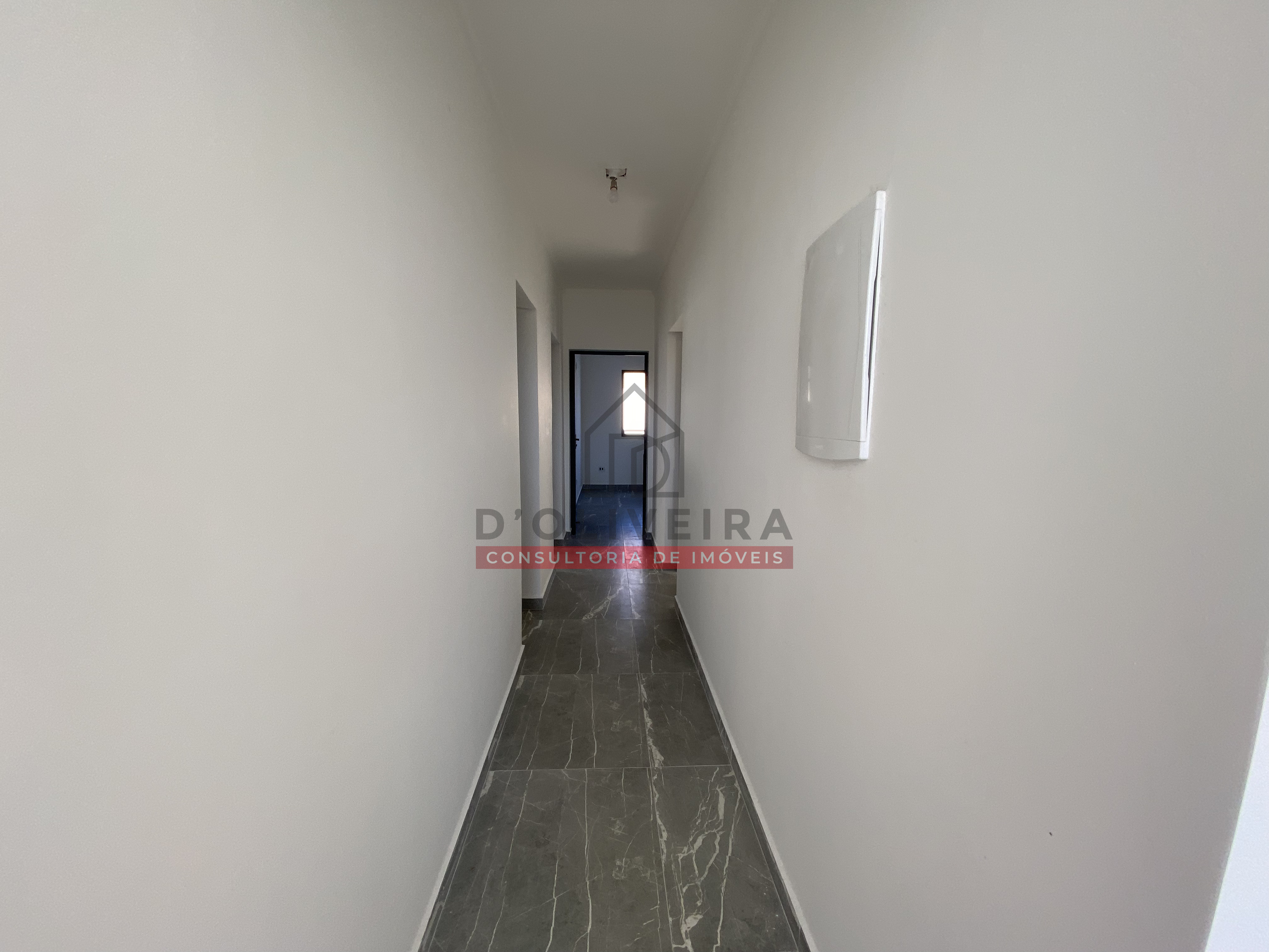 Casa térrea com piscina e 3 suítes à venda no Balneário Samburá - Peruíbe - SP