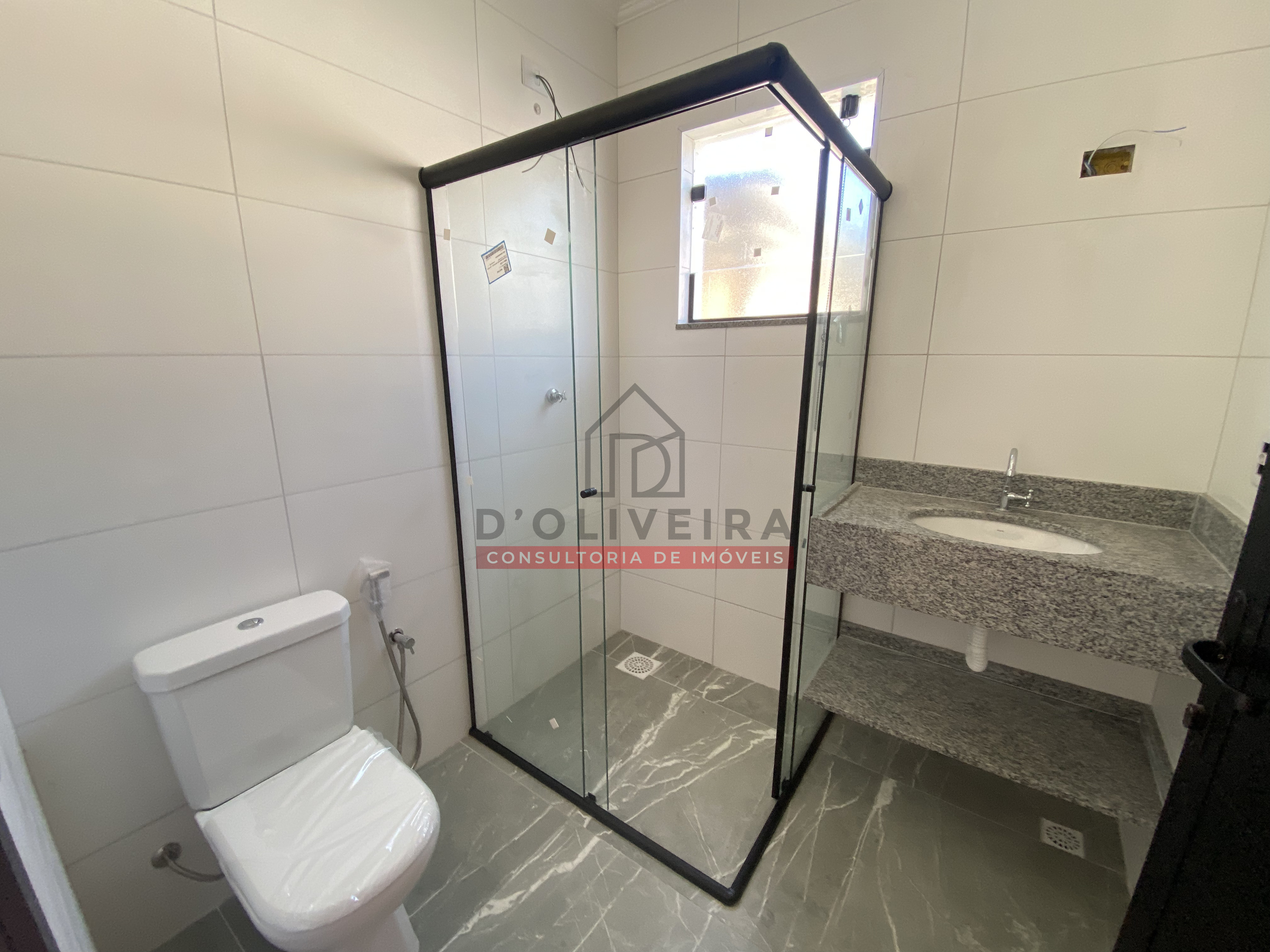 Casa térrea com piscina e 3 suítes à venda no Balneário Samburá - Peruíbe - SP