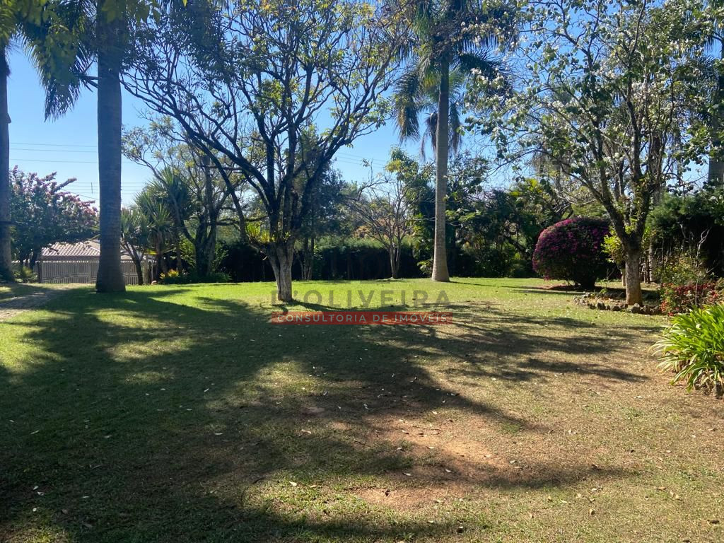 Lote com escritura de 880m² em condomínio de Chácara - Jarinu- SP