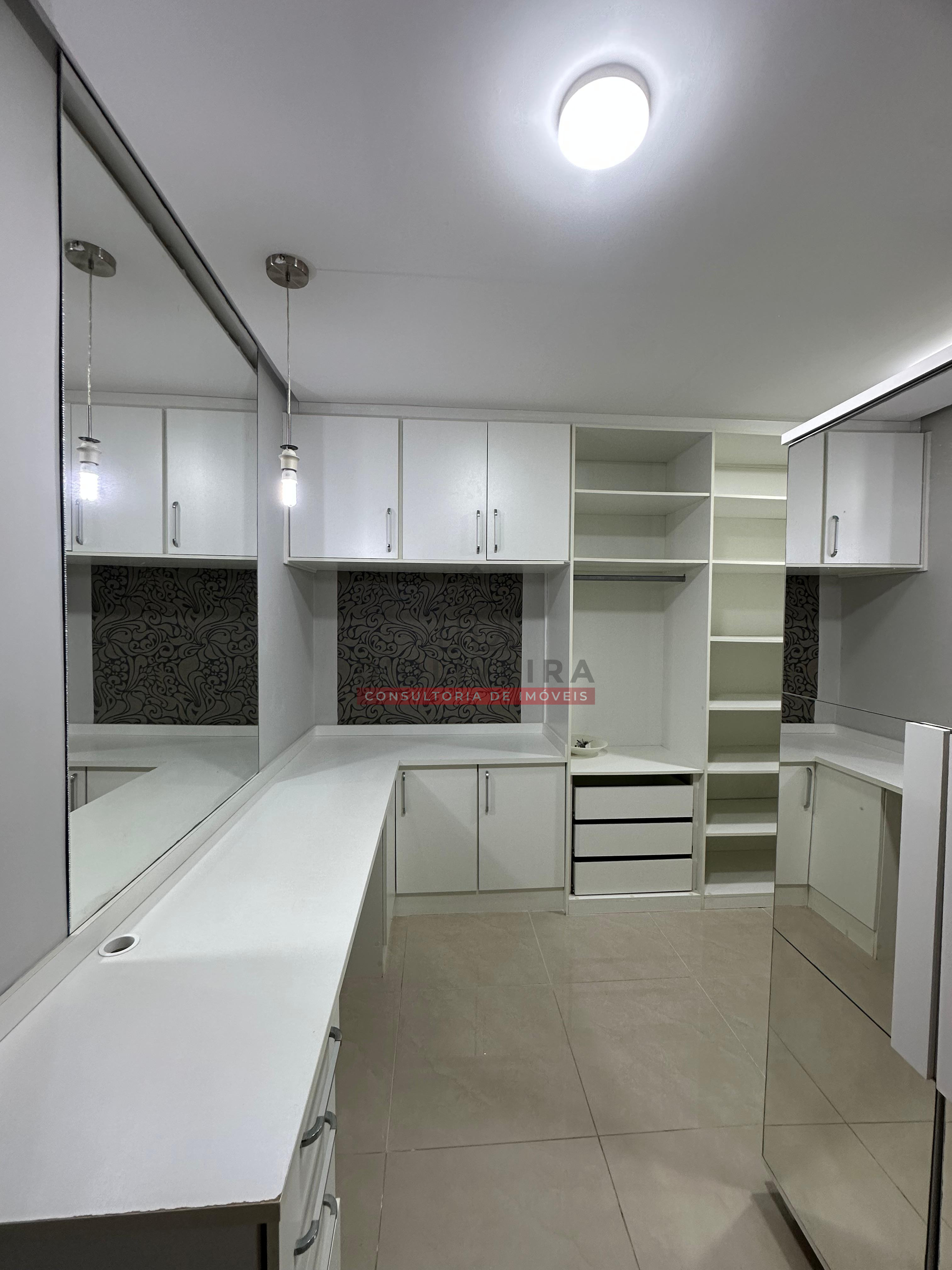 Sobrado moderno à venda no Condomínio Bougainvillée II - Peruíbe - SP