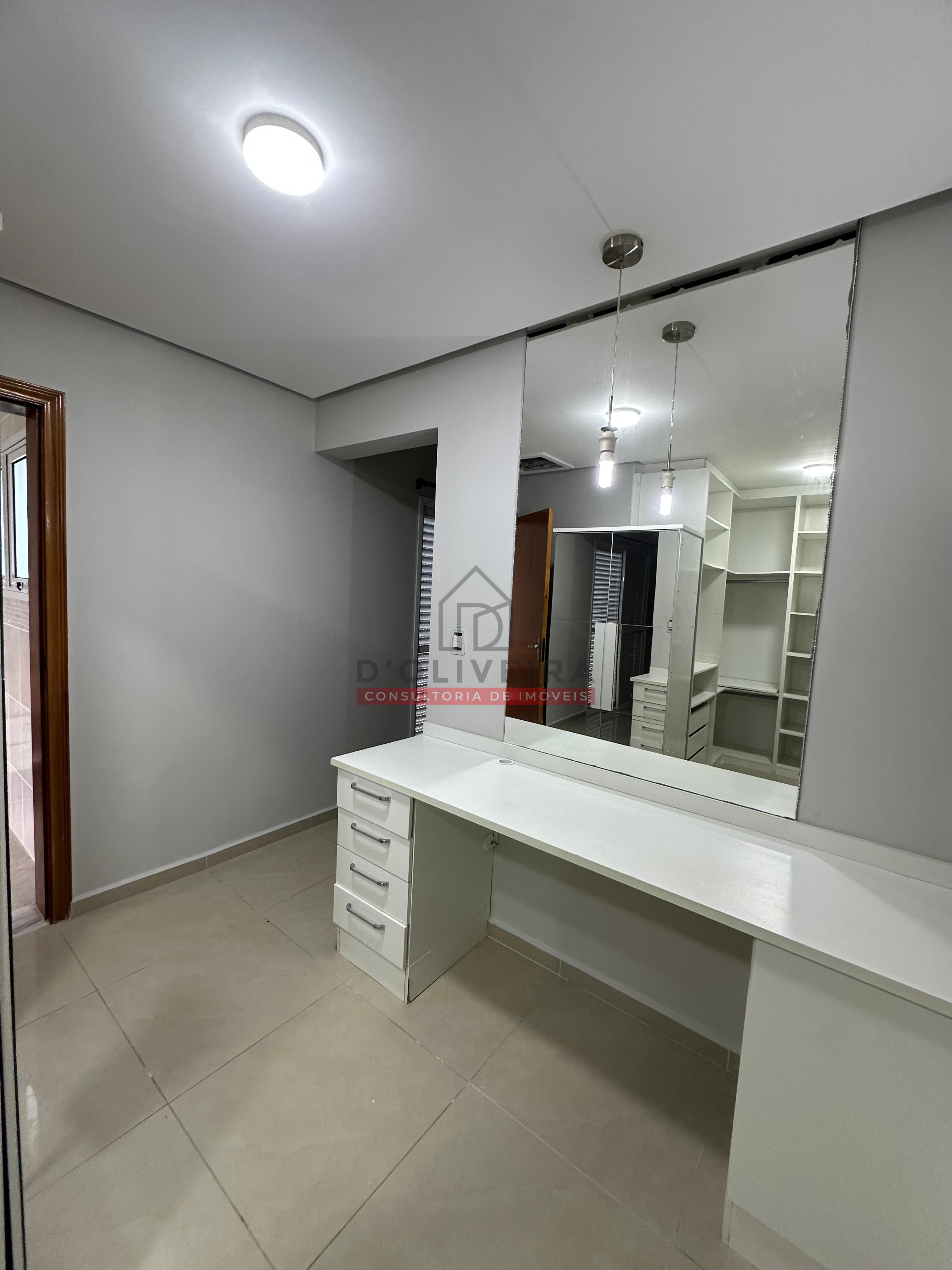 Sobrado moderno à venda no Condomínio Bougainvillée II - Peruíbe - SP