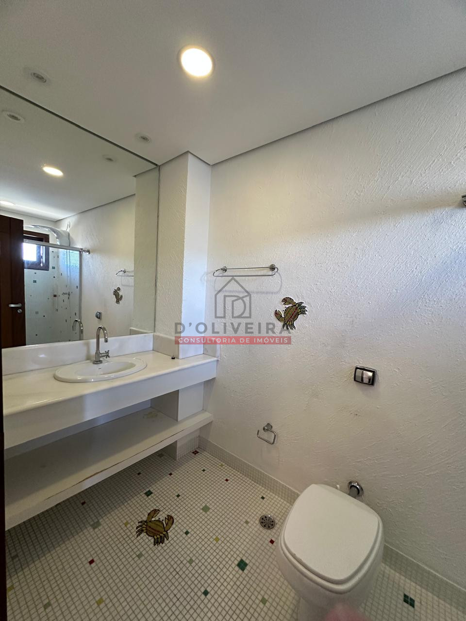 Sobrado de 4 suítes e piscina aquecida no Bougainville Residencial II - Peruíbe - SP