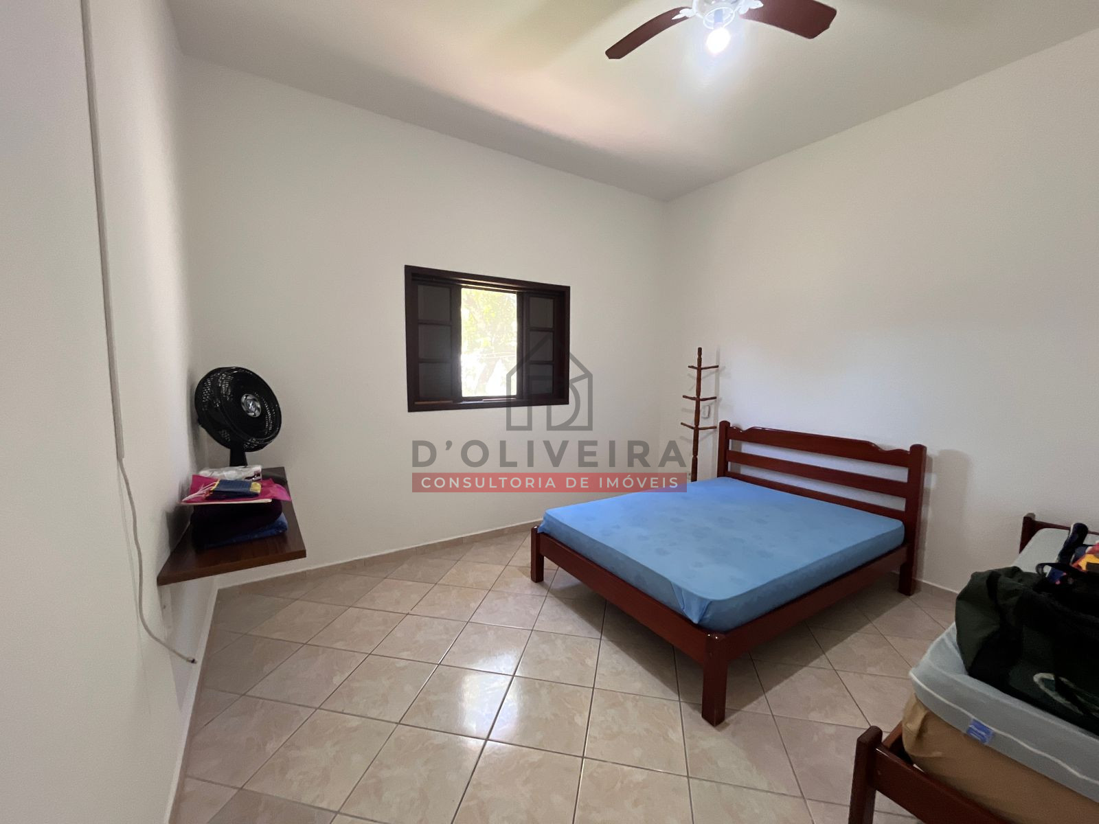 Chácara com piscina no Jardim dos Prados - Peruíbe - SP