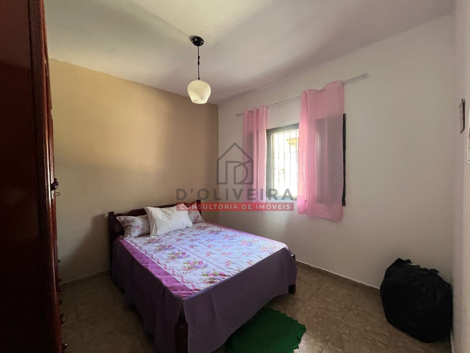 Casa térrea à venda no Belmira Novaes - Peruíbe - SP