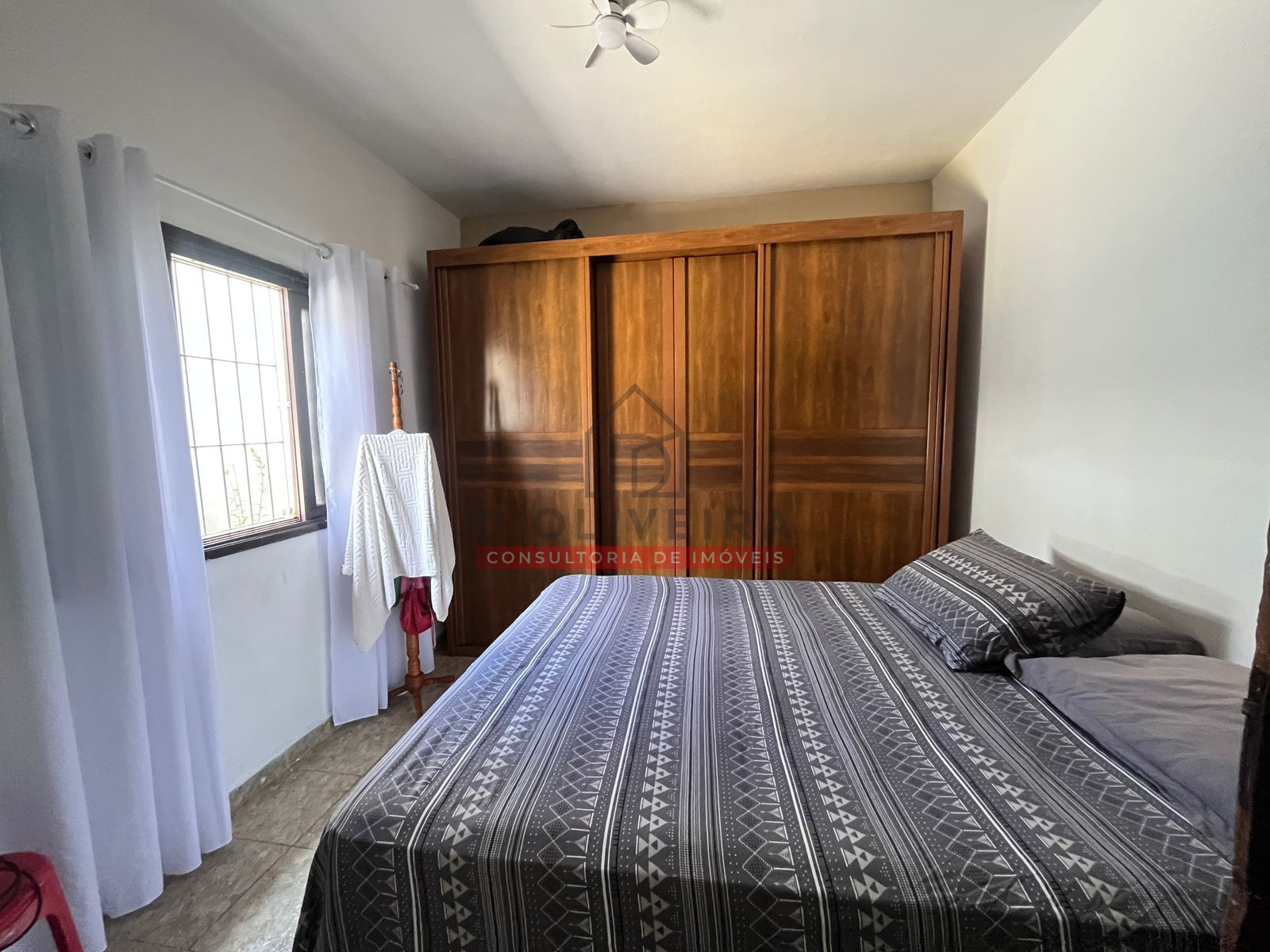 Casa térrea à venda no Belmira Novaes - Peruíbe - SP