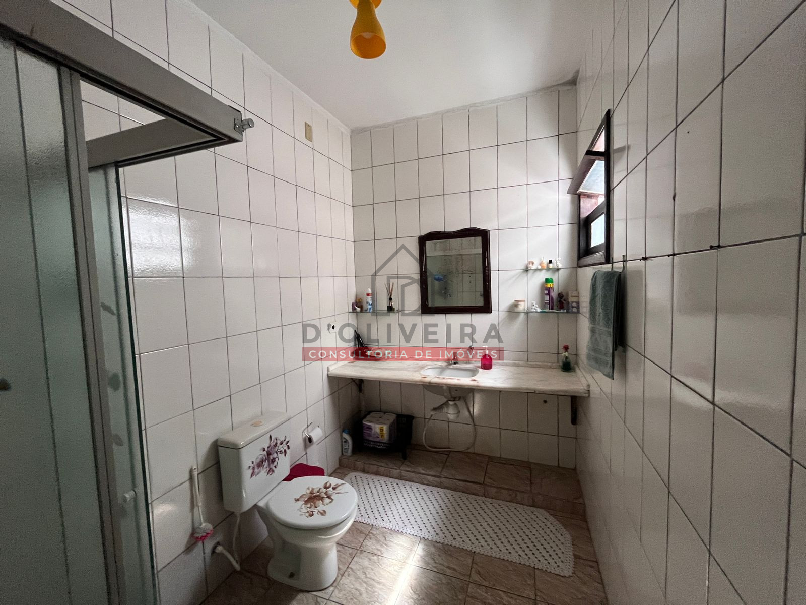 Casa térrea à venda no Belmira Novaes - Peruíbe - SP