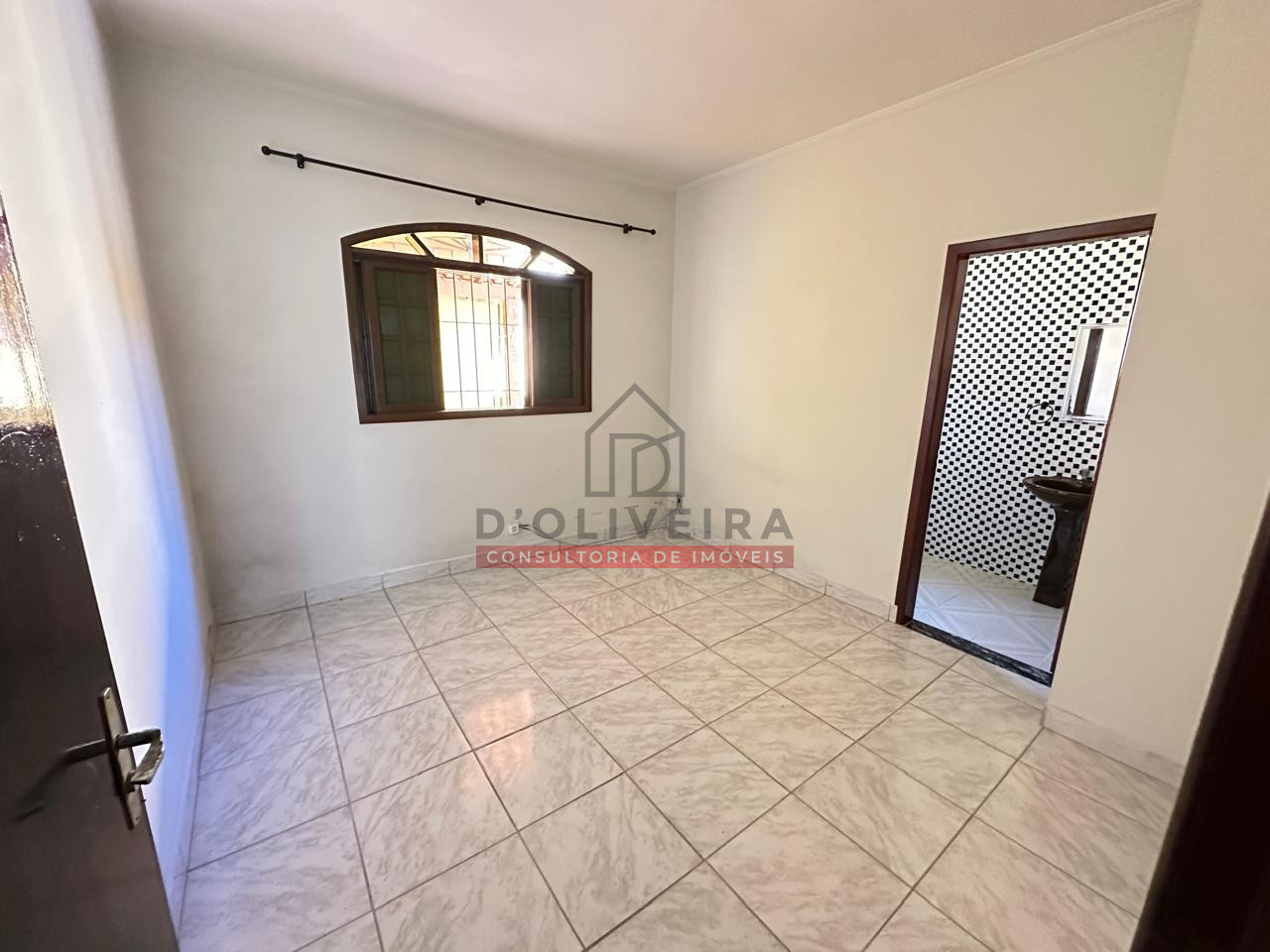 Casa térrea à venda no Balneário Arpoador - Peruíbe - SP