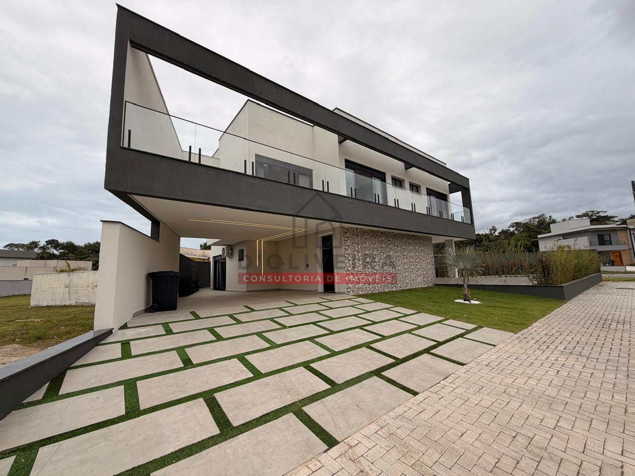 Sobrado à venda no Condomínio Bosque Três Marias - Peruíbe - SP