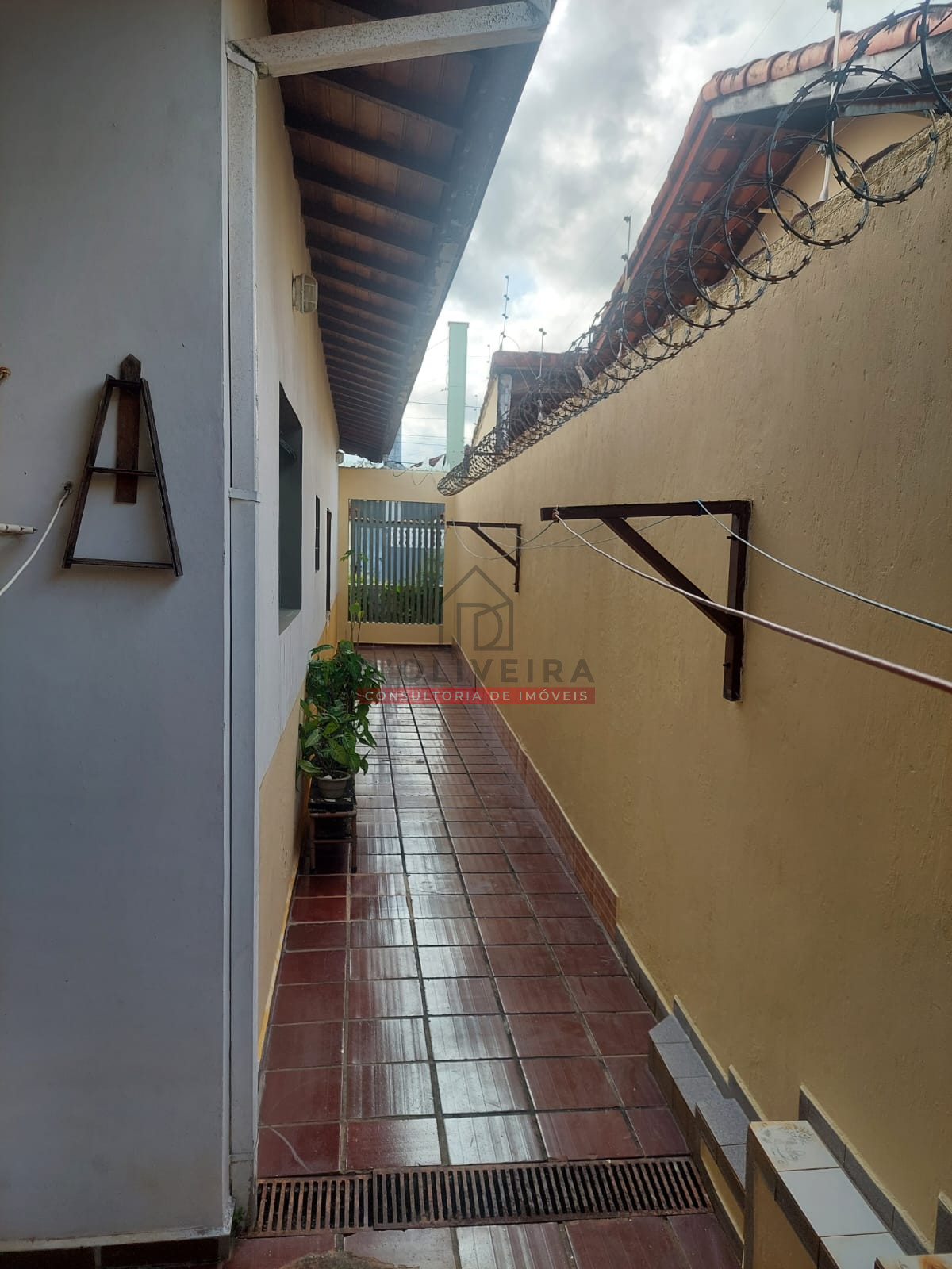 Casa térrea à venda no Balneário Florida - Peruíbe - SP