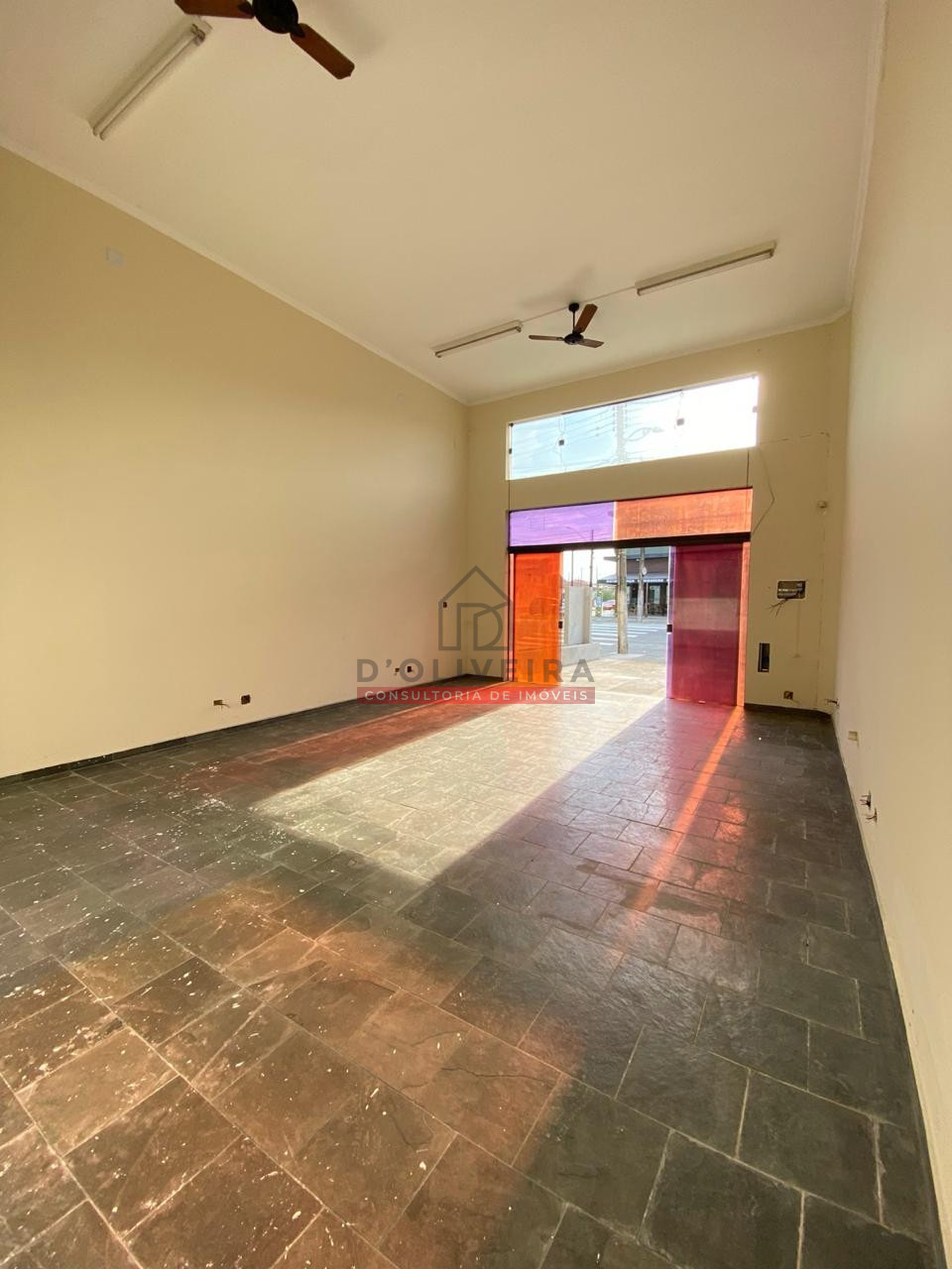 Loja à venda no Avenida Padre Anchieta- Peruíbe - SP