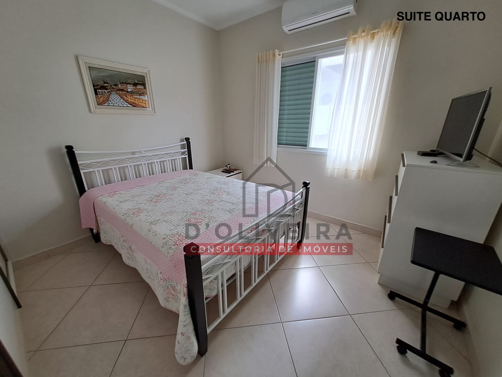 Casa térrea com piscina à venda no Três Marias - Peruíbe - SP