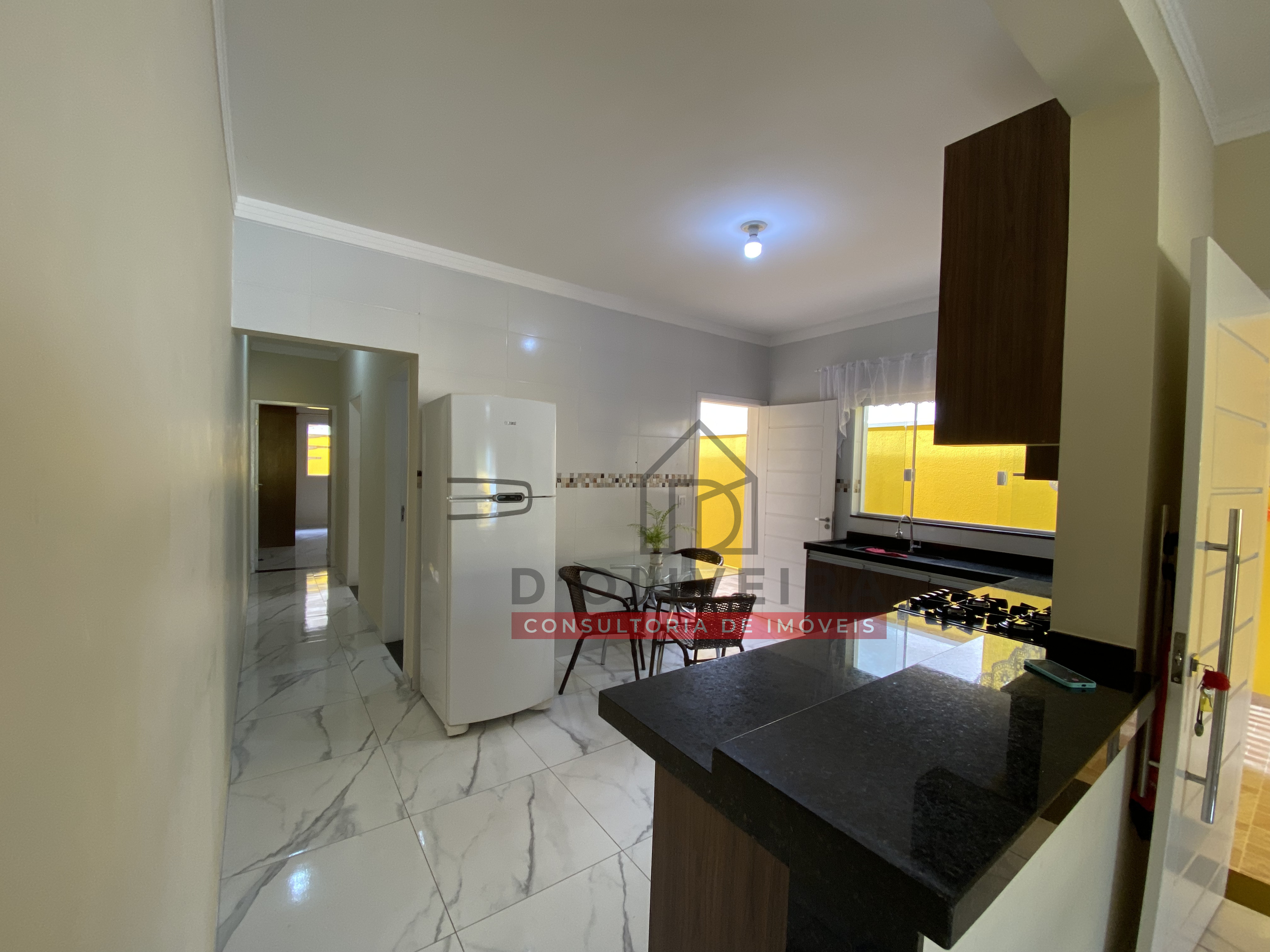 Casa térrea com piscina à venda no Parque D'aville - Peruíbe - SP