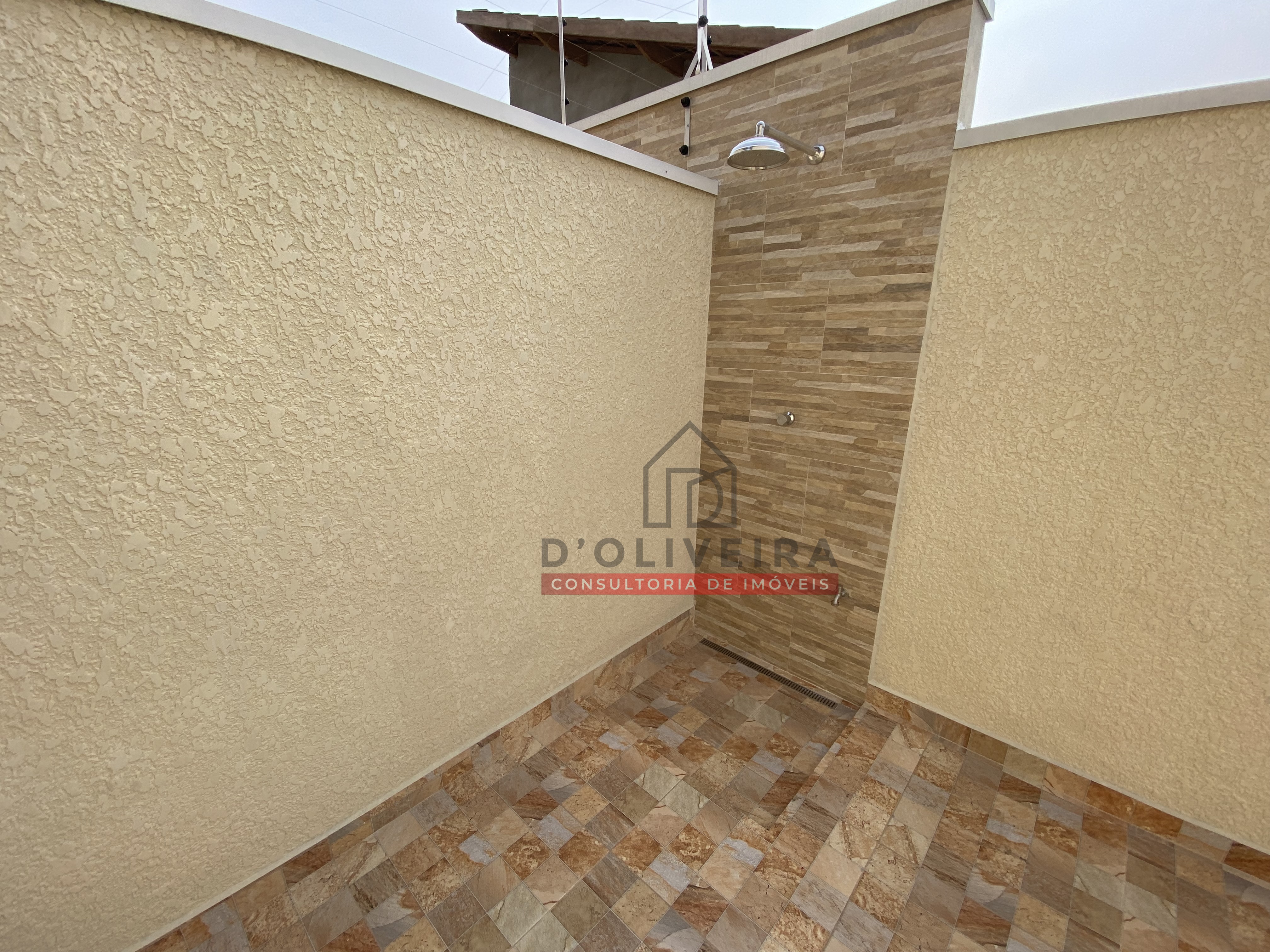 Casa geminada com piscina à venda no Flora Rica 2 - Peruíbe - SP