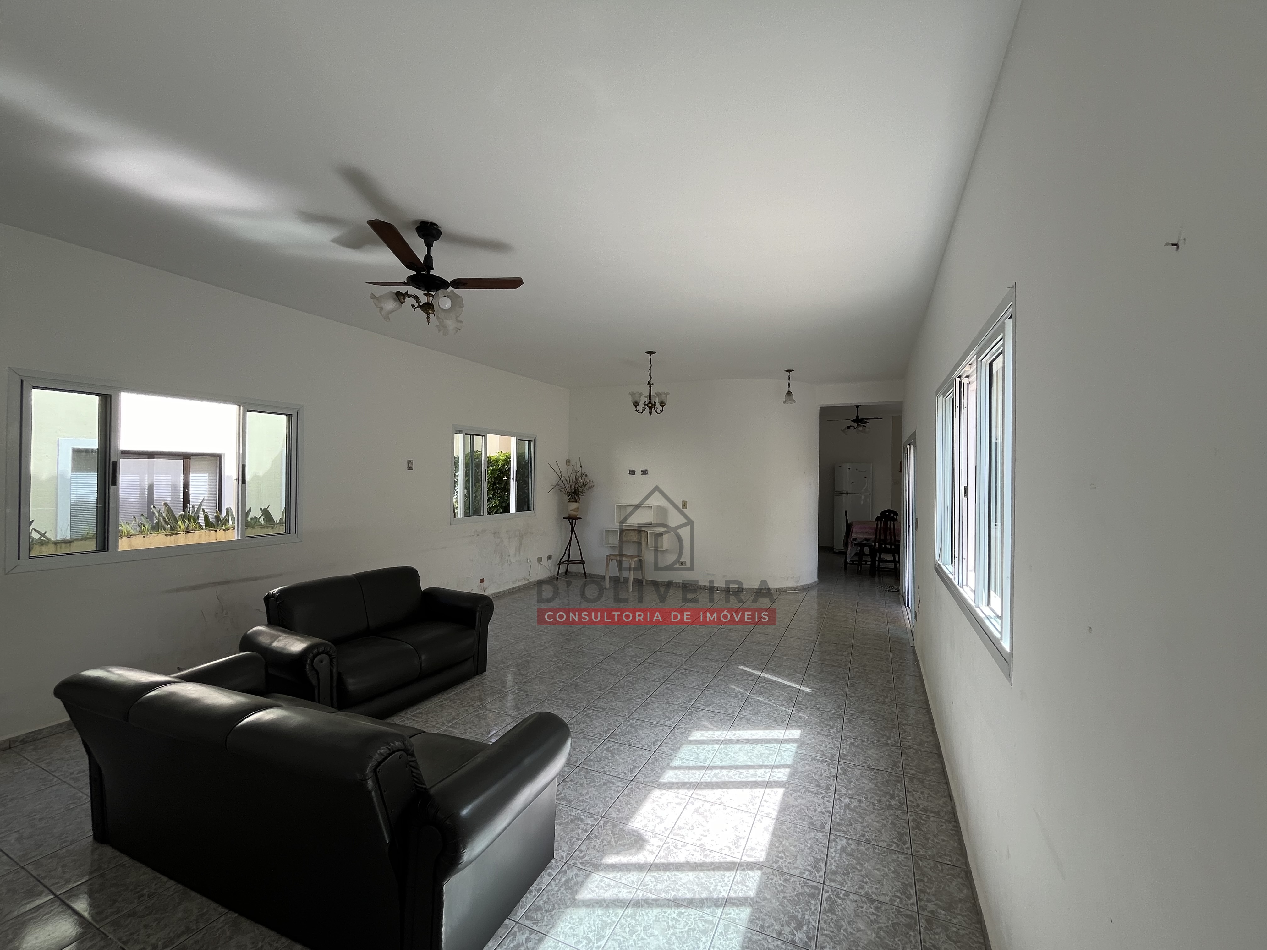Casa com piscina à venda no Condomínio Residencial Bougainvillée III - Peruíbe - SP