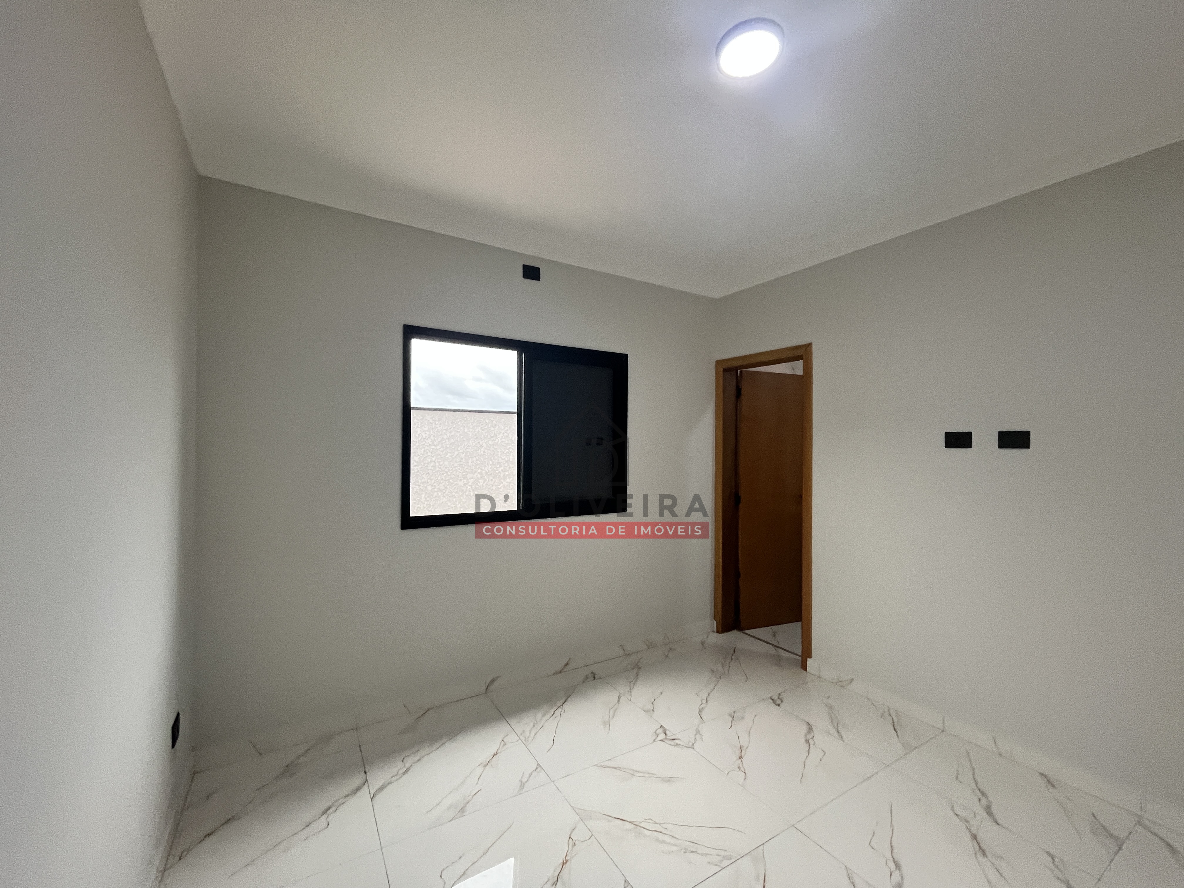 Casa geminada com piscina à venda no Flora Rica 2 - Peruíbe - SP