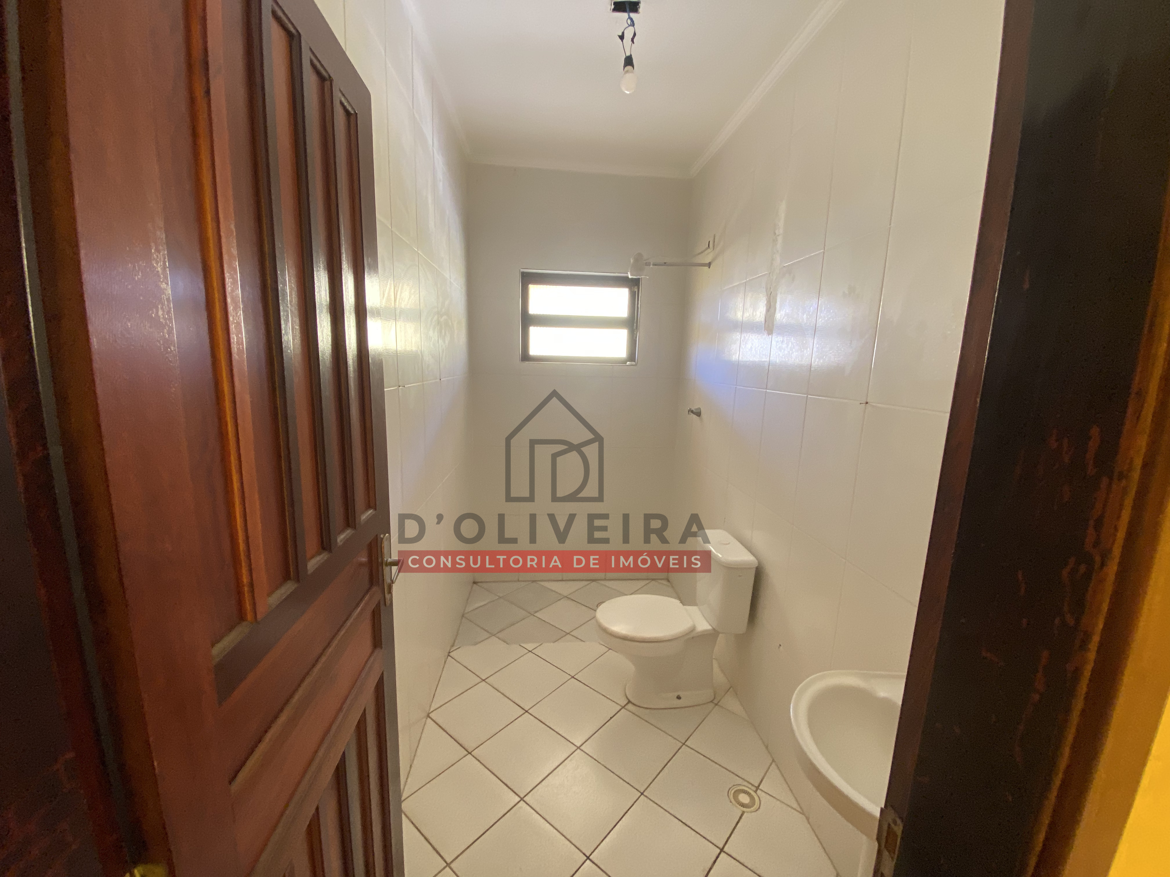 Salão Comercial à venda no Avenida Padre Anchieta- Peruíbe - SP