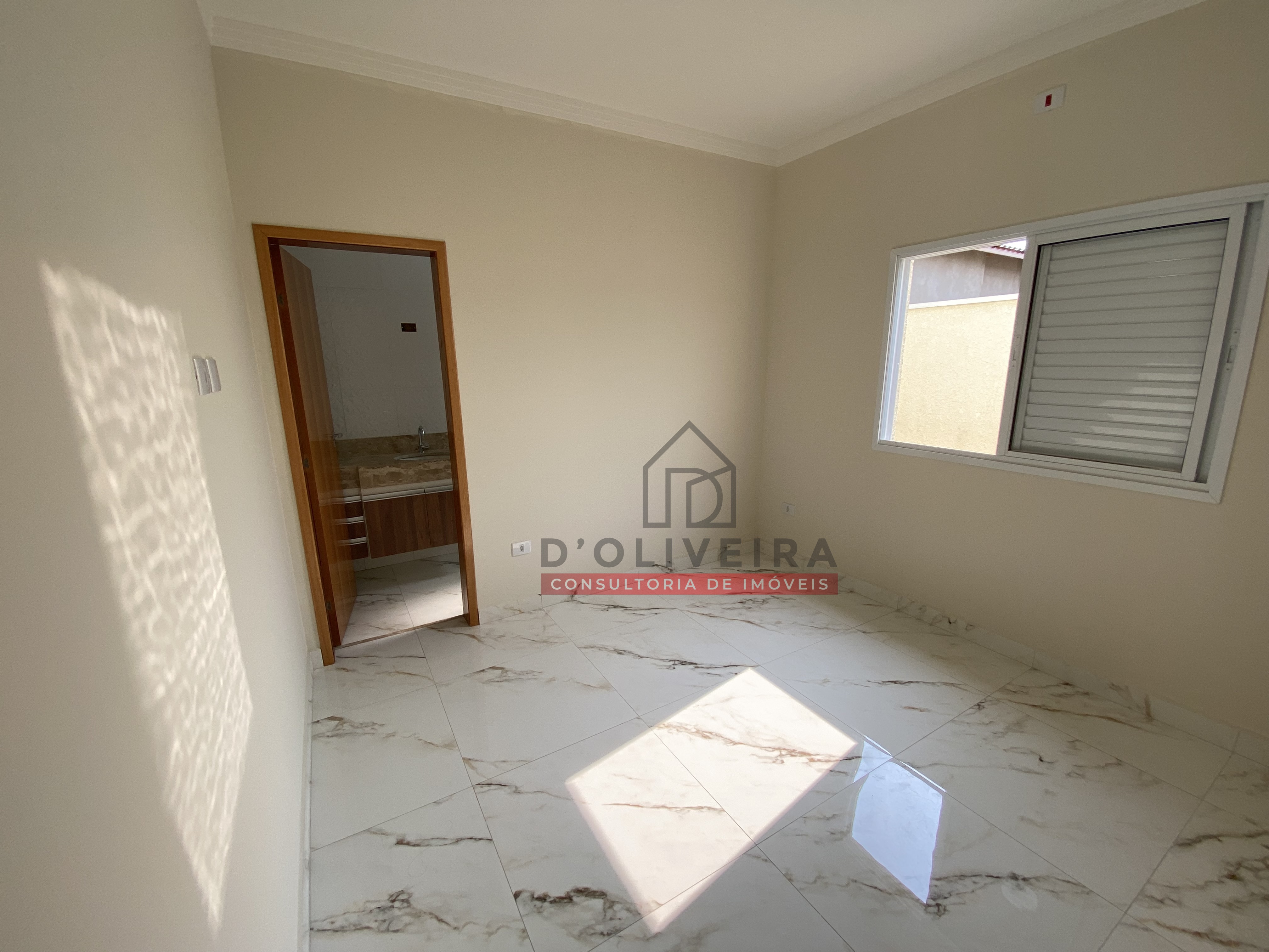 Casa geminada com piscina à venda no Flora Rica 2 - Peruíbe - SP